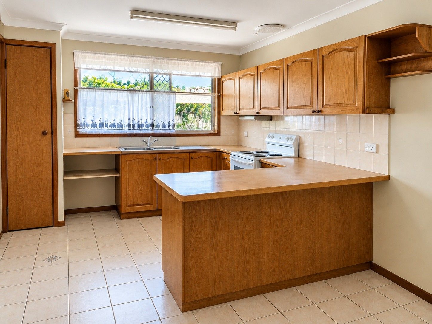 15B Mellows Place — photo 3 of 10