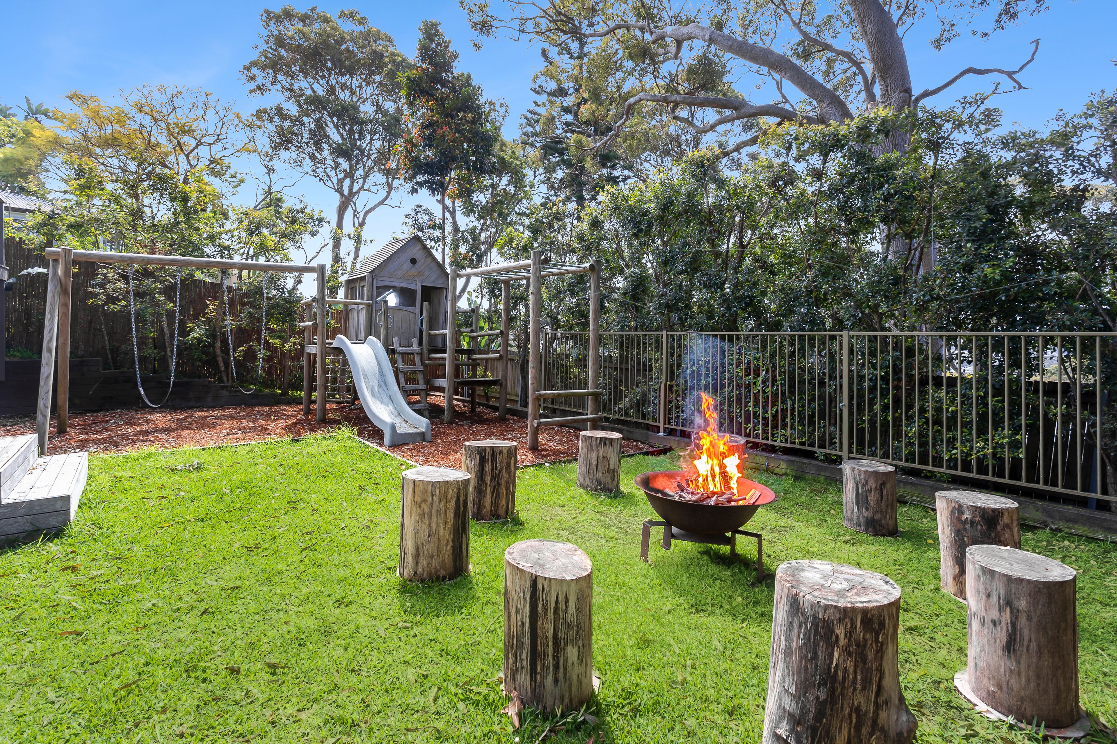 44 Bertana Crescent — photo 13 of 21