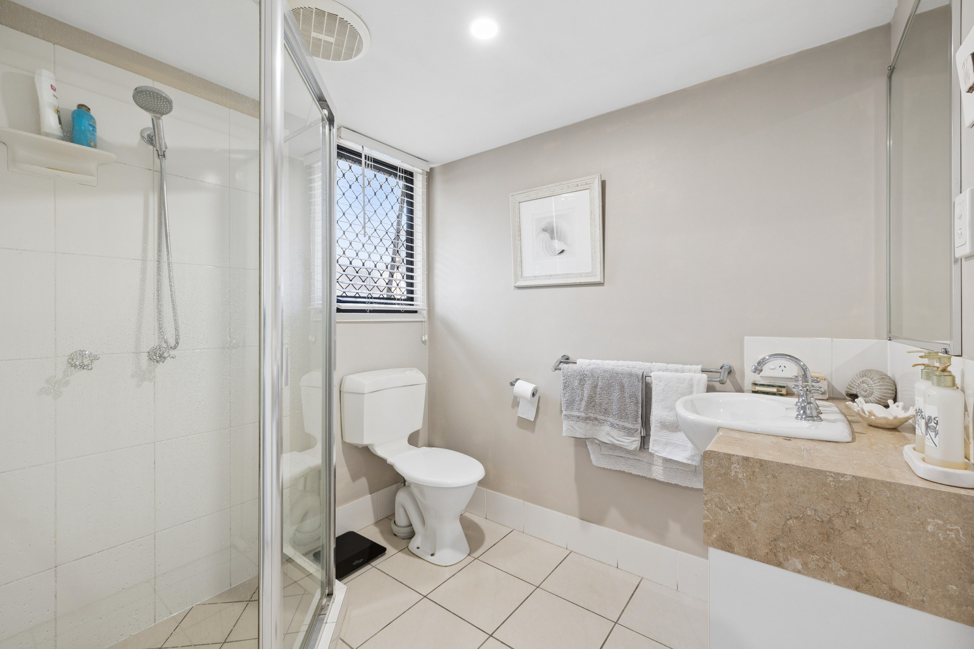 3/5-7 Bramble Street — photo 9 of 16
