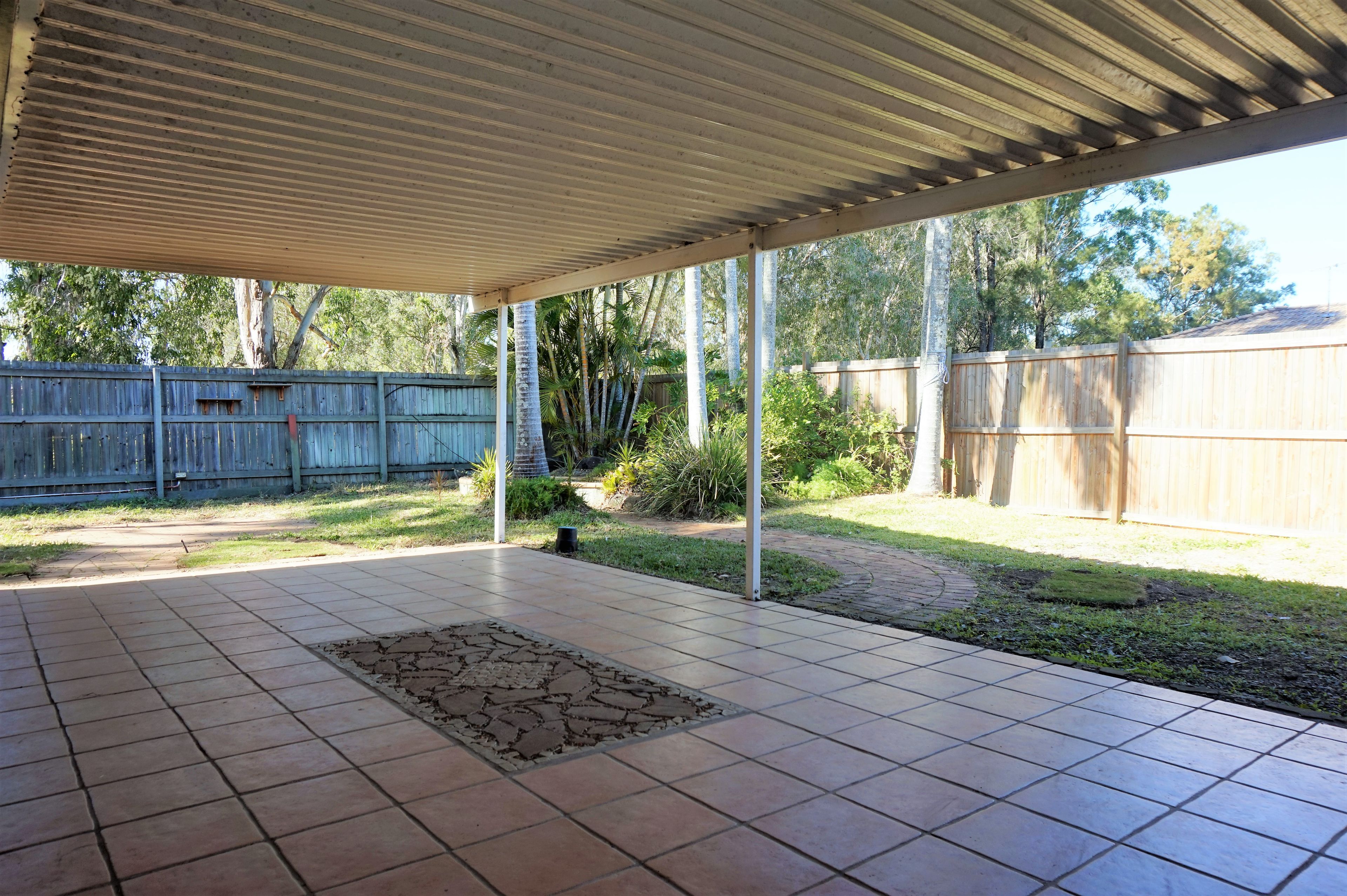 90 Edenlea Drive, Meadowbrook, QLD 4131