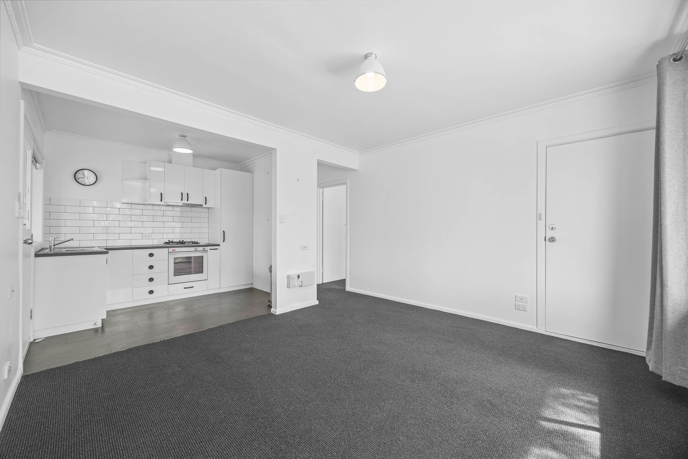 1/301 Neill Street, Soldiers Hill, VIC 3350