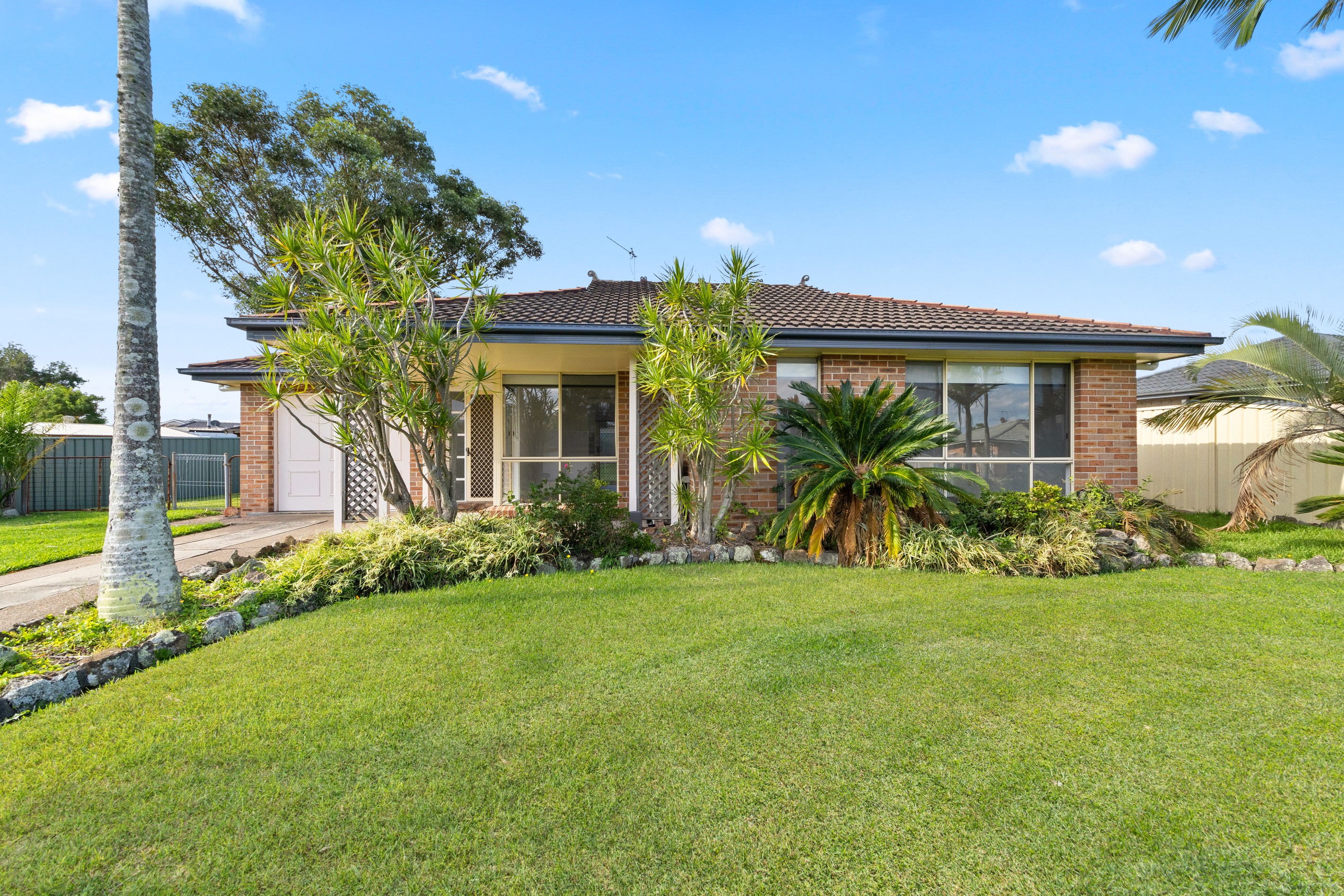 10 Jirra Way, Maryland, NSW 2287