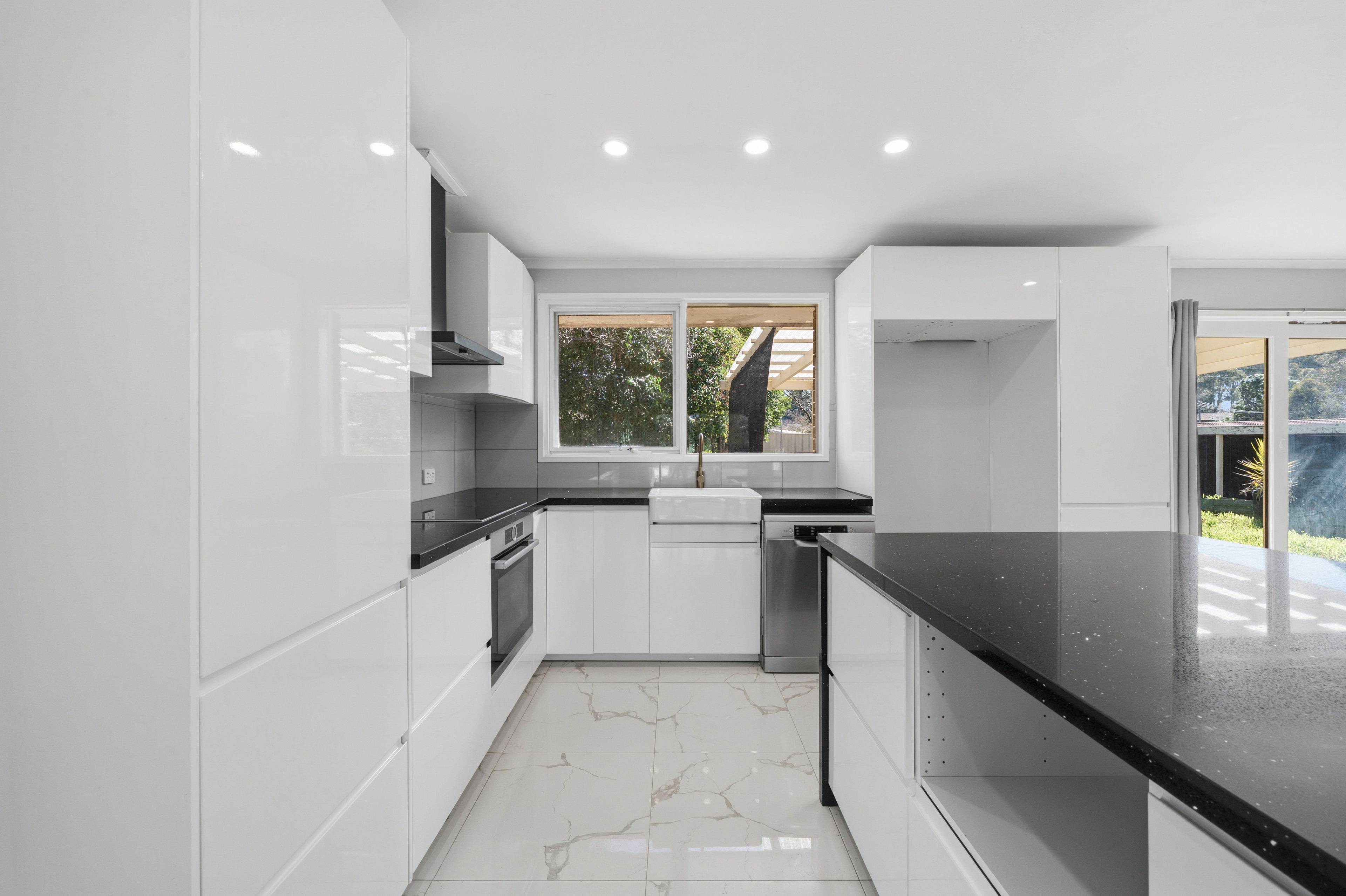 35 Massey Street — photo 4 of 13