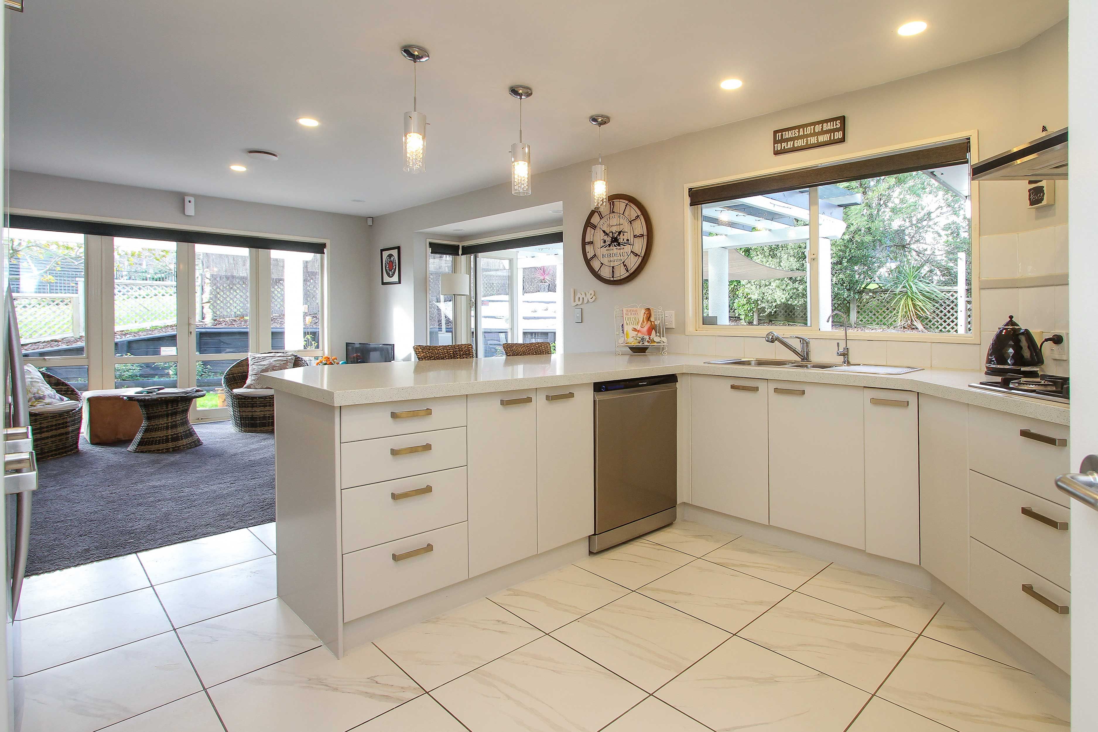 35 Serene Place, Gulf Harbour, Rodney