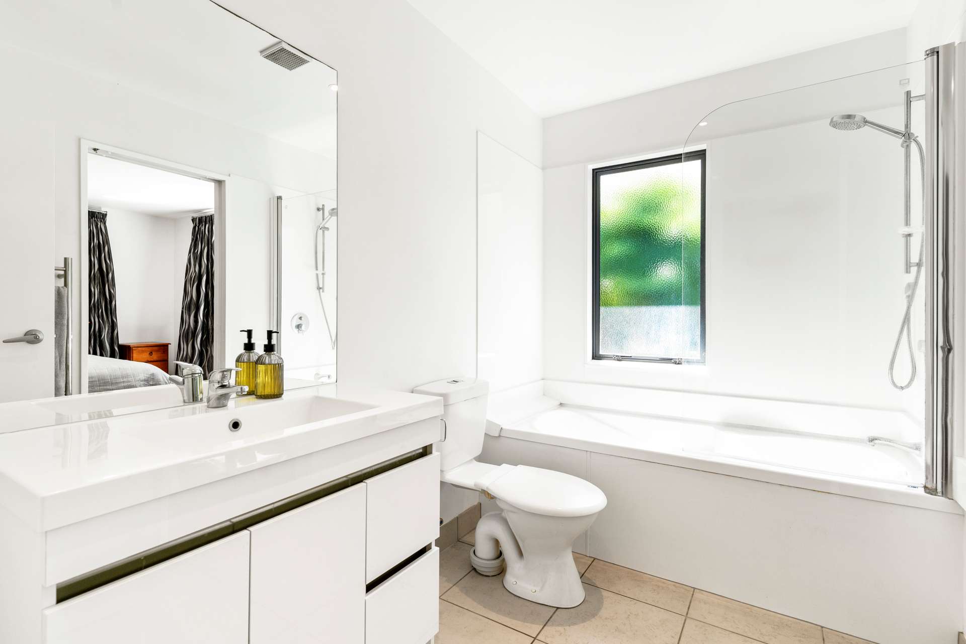 5B Tipene Place photo 8
