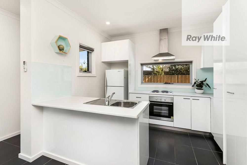 2/54 Dumbarton Street, Reservoir, VIC 3073