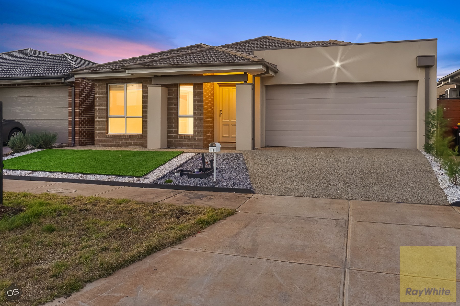 19 Cascade Drive, AINTREE, VIC 3336