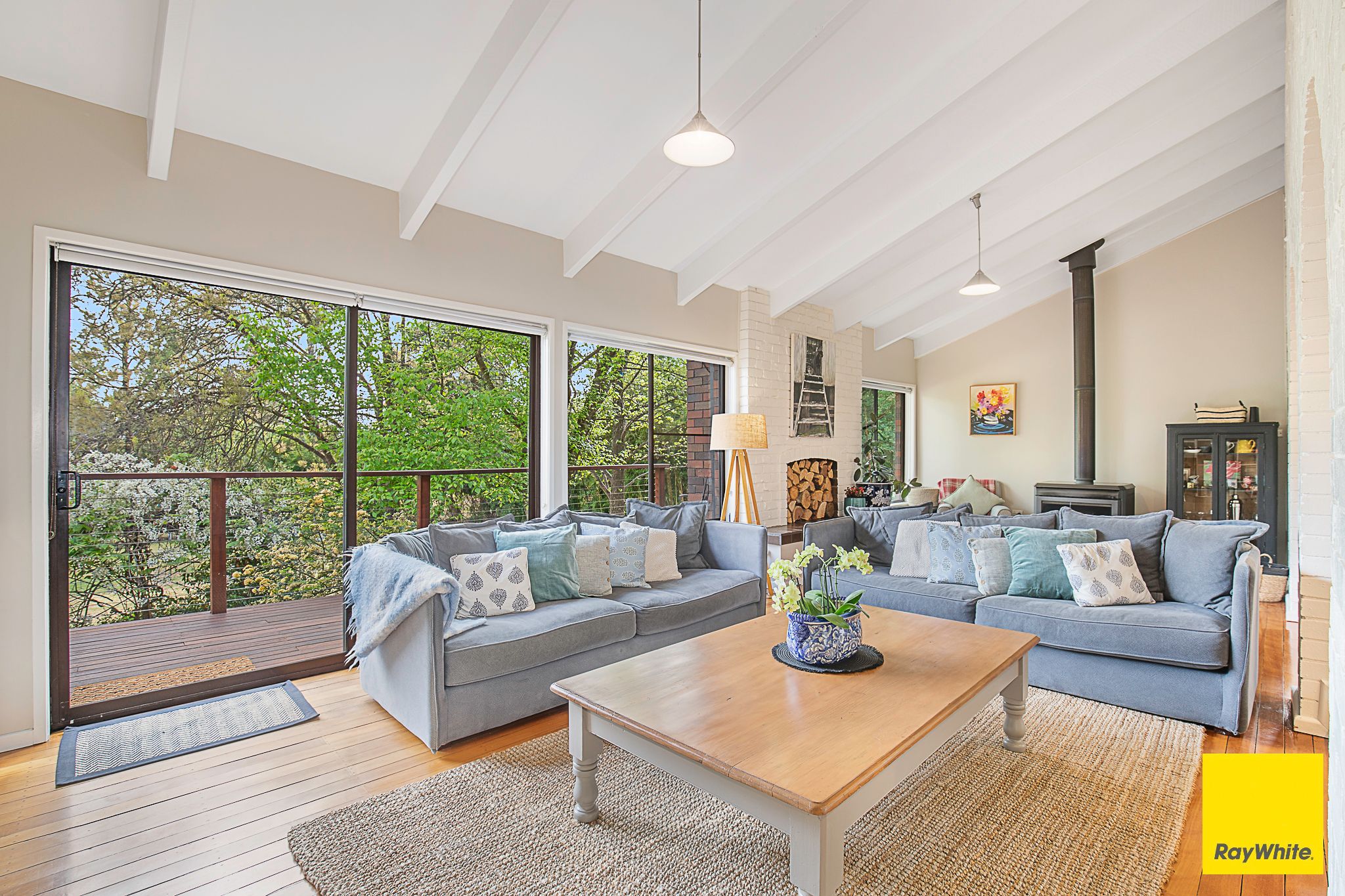 53 Bona Vista Road — photo 3 of 18