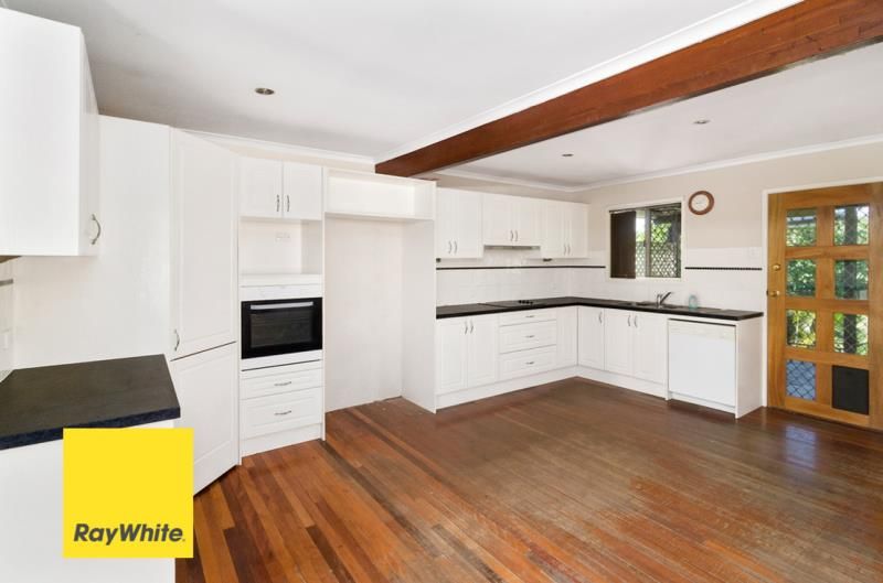 82 Ashton Street, Kingston, QLD 4114
