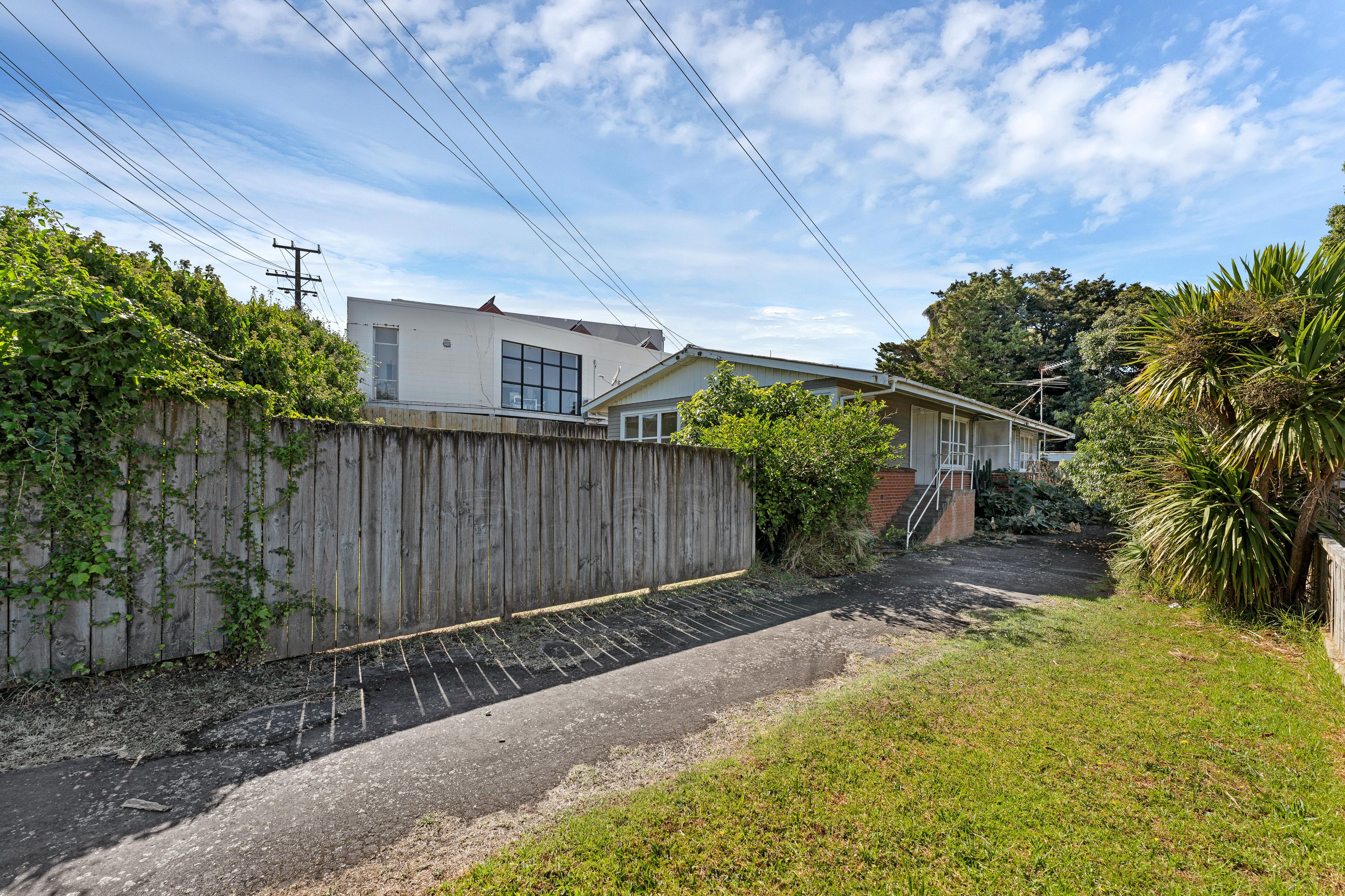 1/10 Domain Road, Panmure, Auckland City