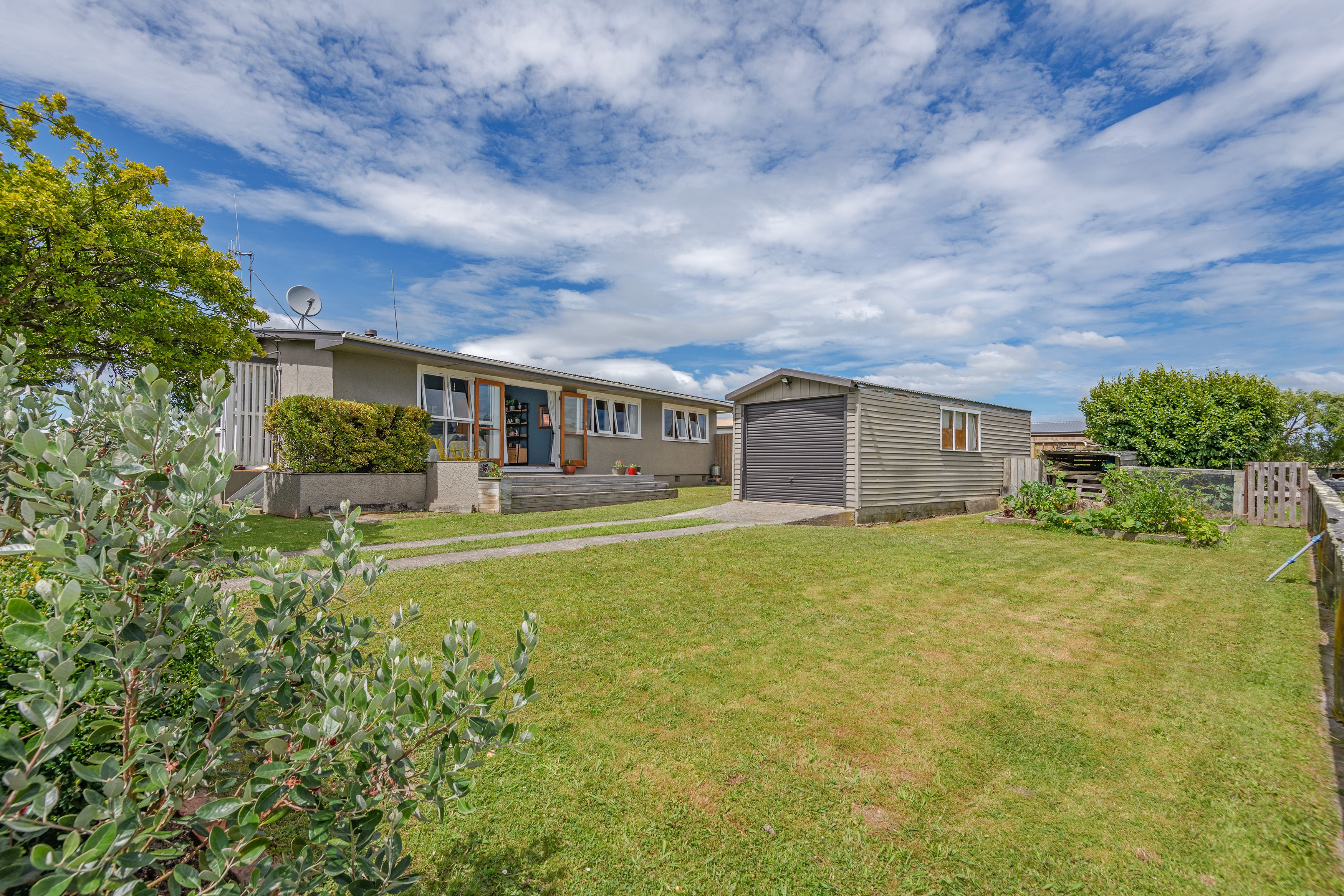 17 Willoughby Street, Manawatu District 4779 Sold House