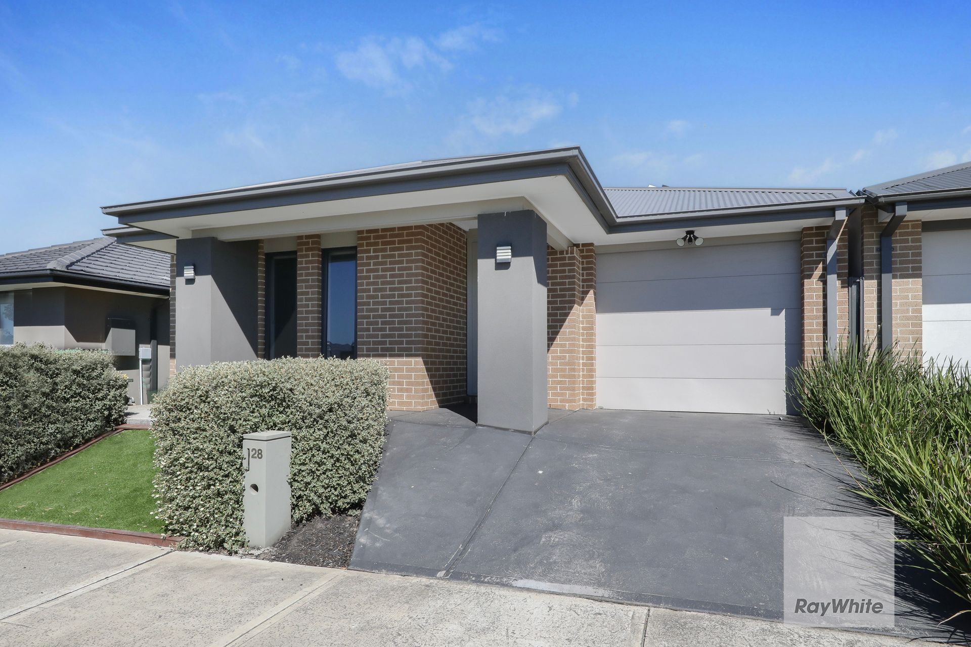 28 Bowenia Avenue — photo from Ray White Gladstone Park