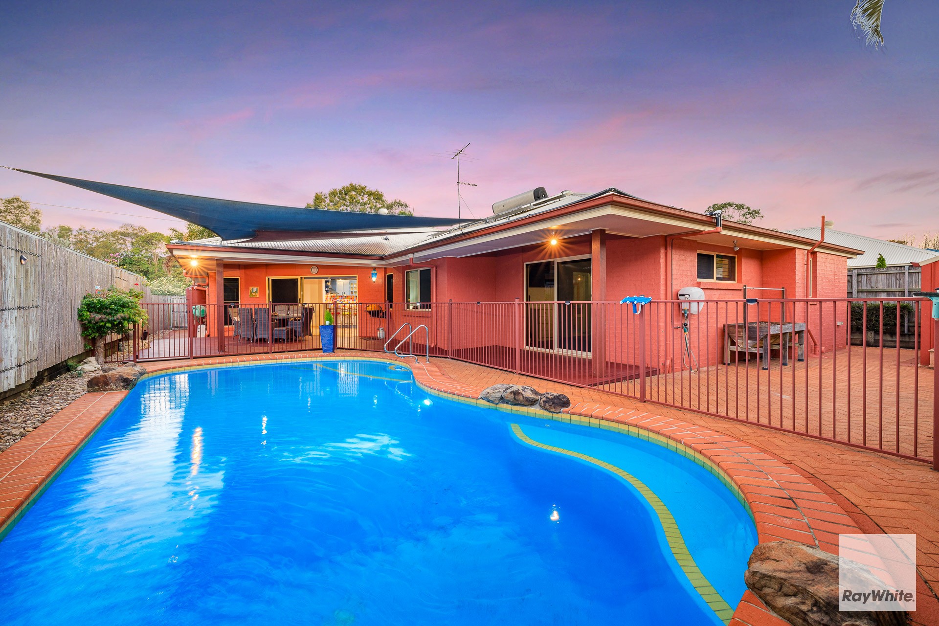 24 Habitat Drive, Redland Bay, QLD 4165