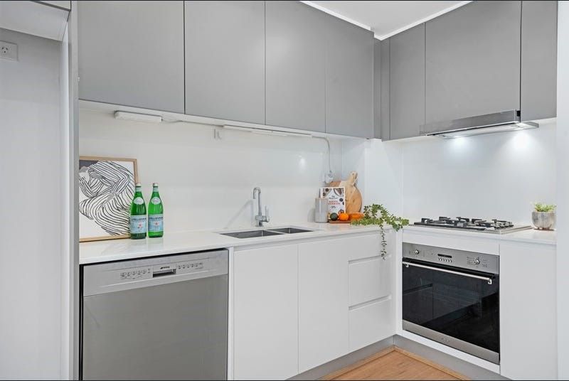 404/7-9 Gertrude Street — photo 4 of 10