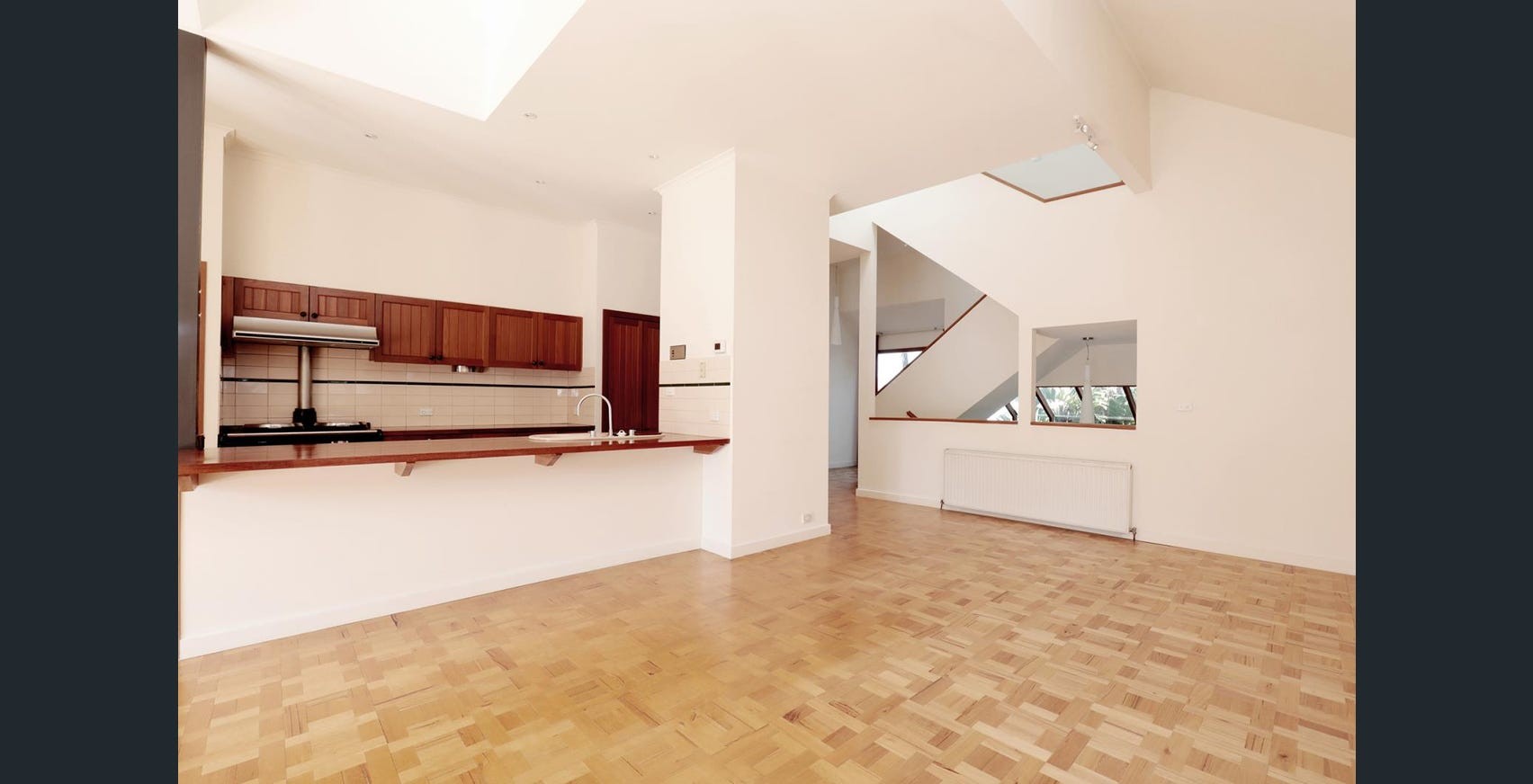 2 Esplanade Avenue, Brighton, VIC 3186