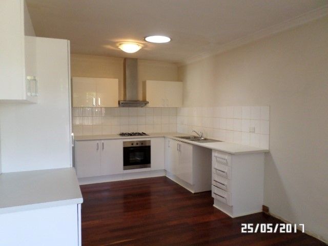 36 Sussex Road, Forrestfield, WA 6058
