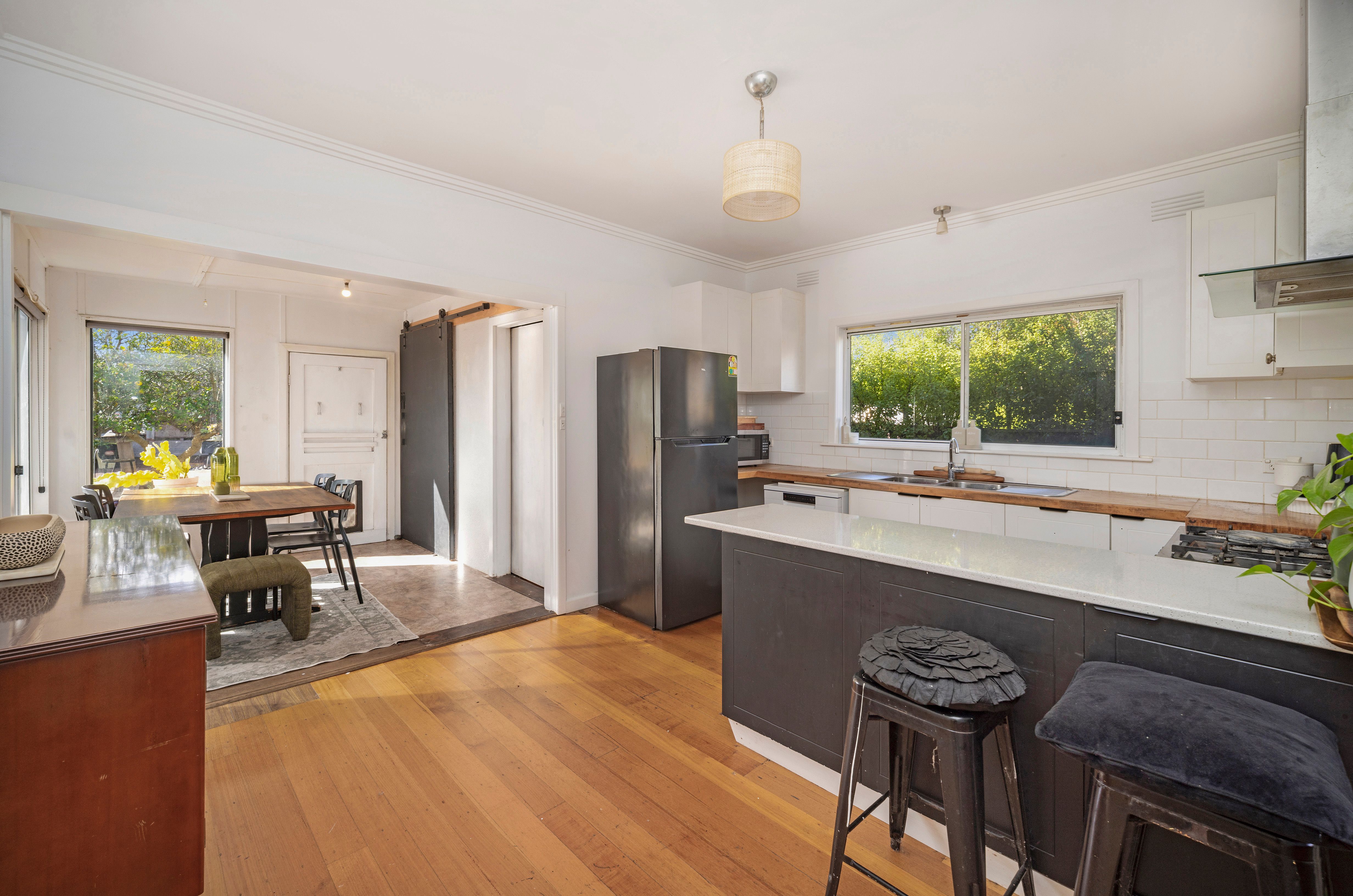 4 Monash Avenue — photo 4 of 13
