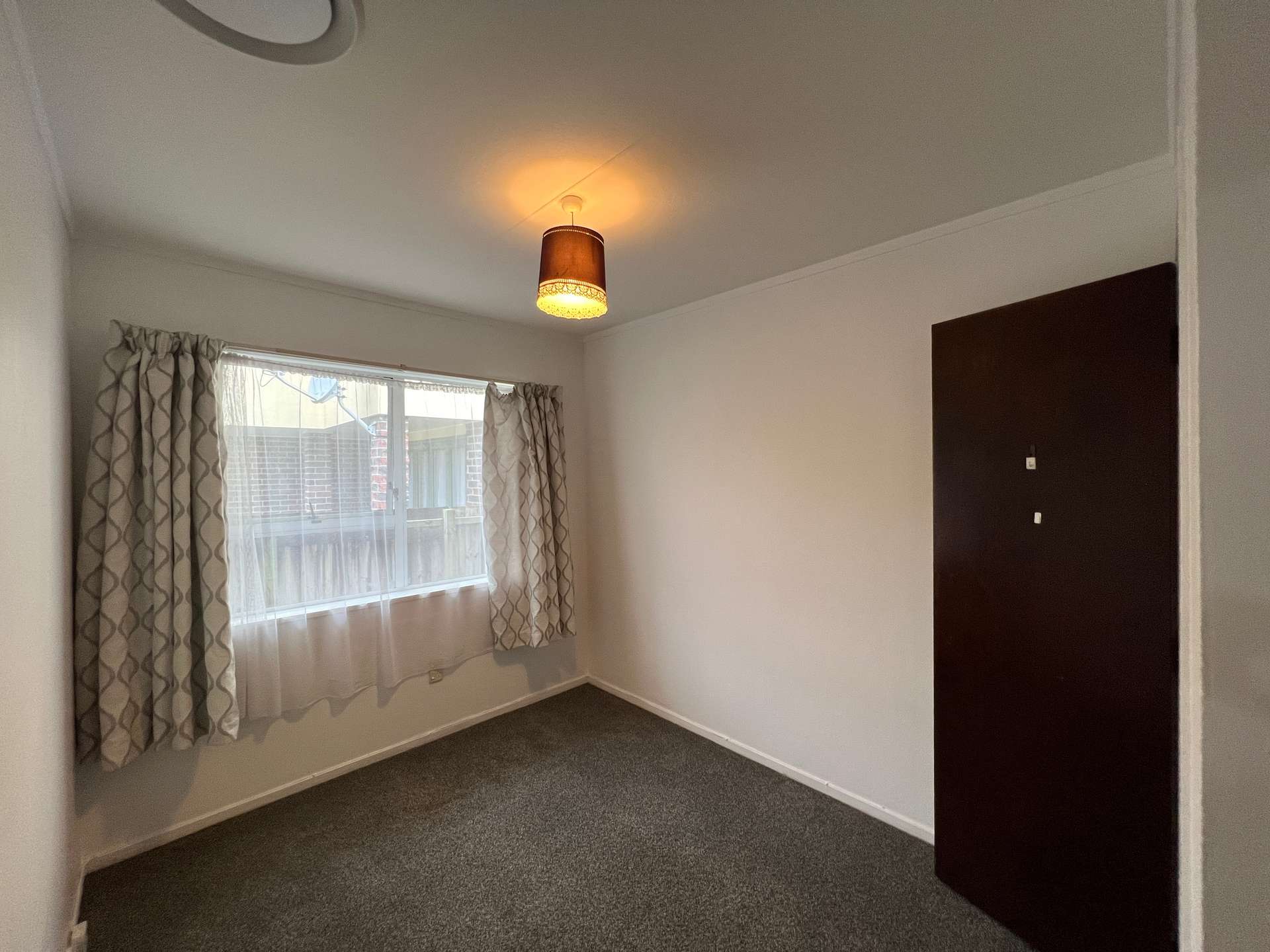 137 Gills Road photo 8