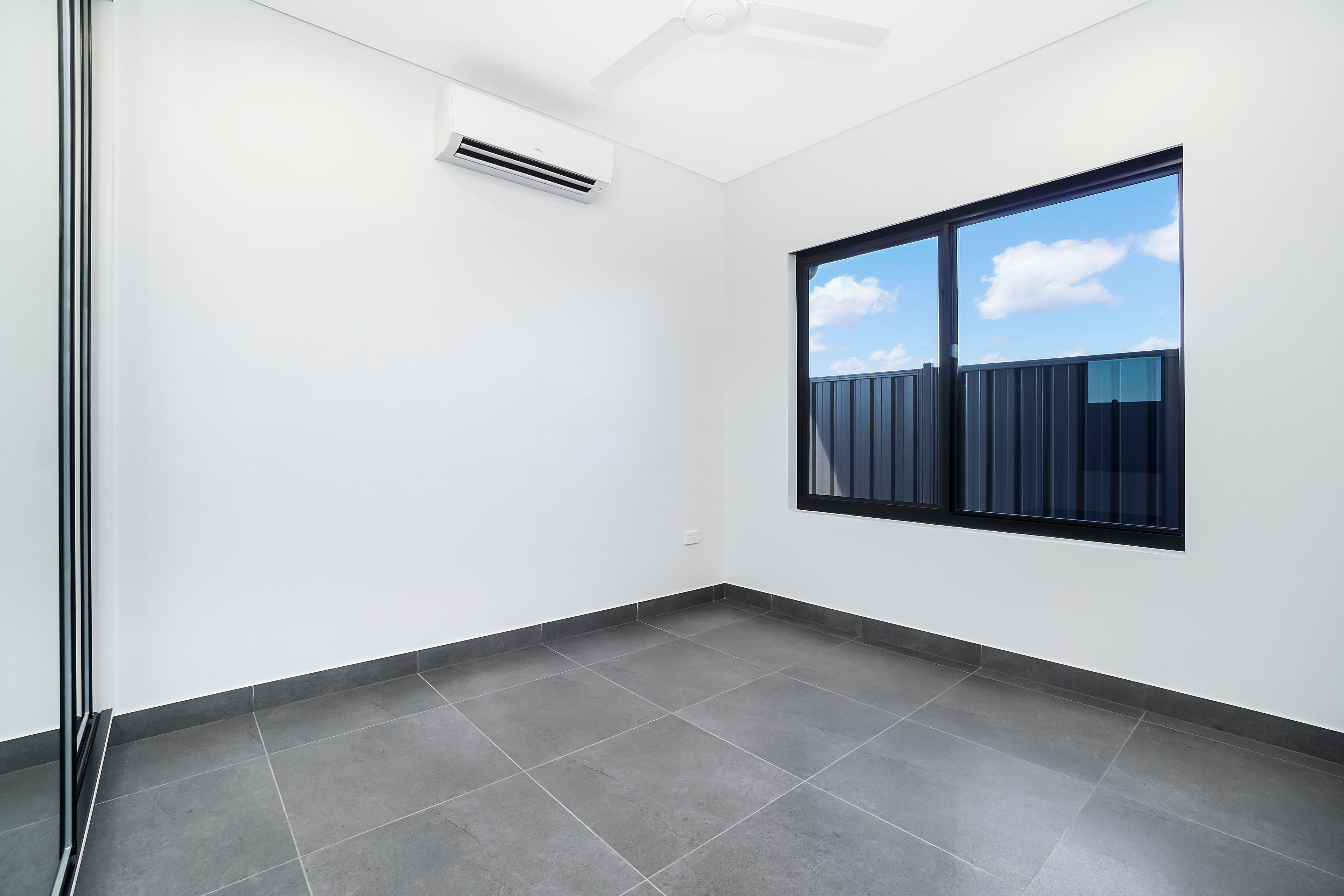 17 Letts Crescent — photo 13 of 19