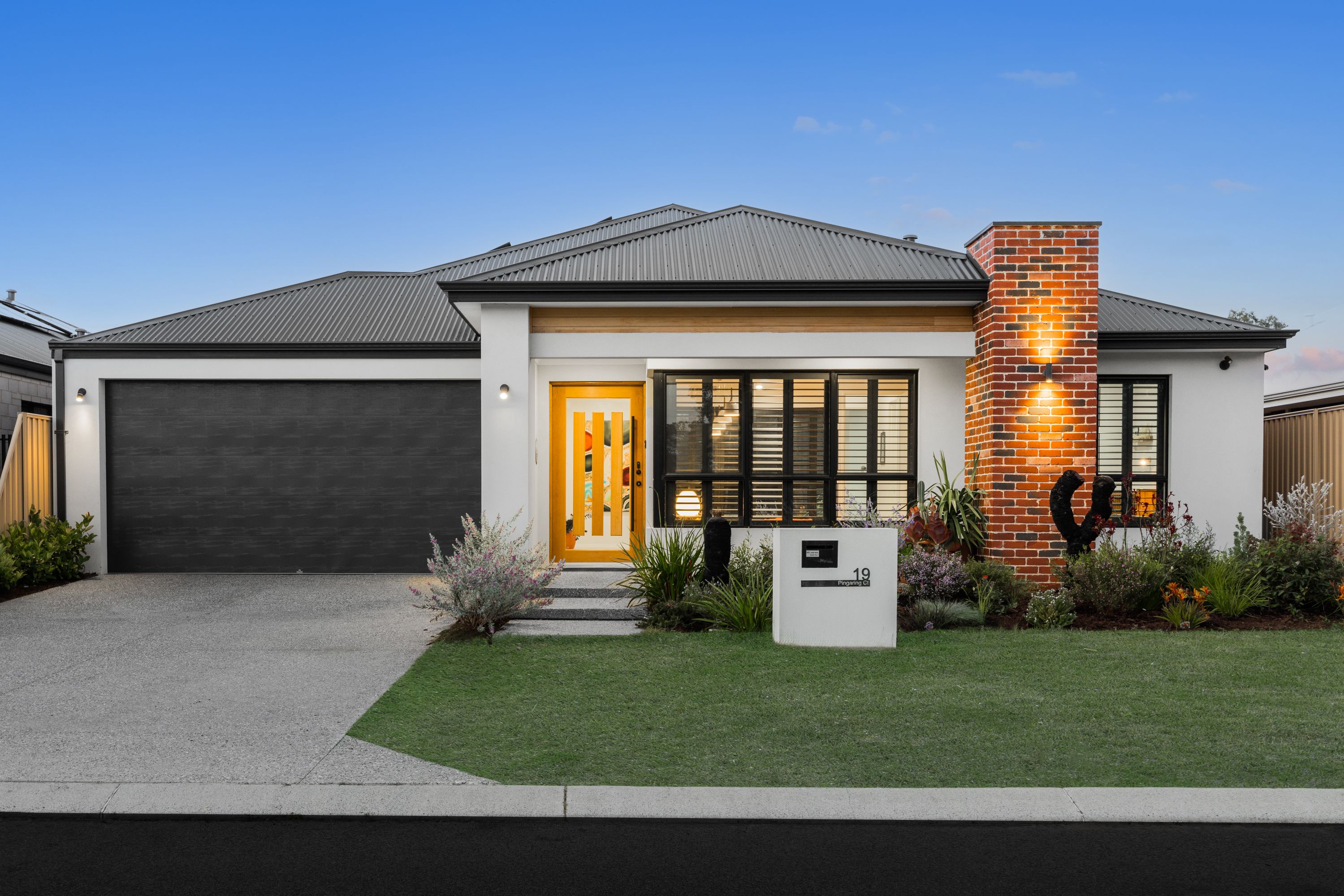 19 Pingaring Court , Byford WA 6122