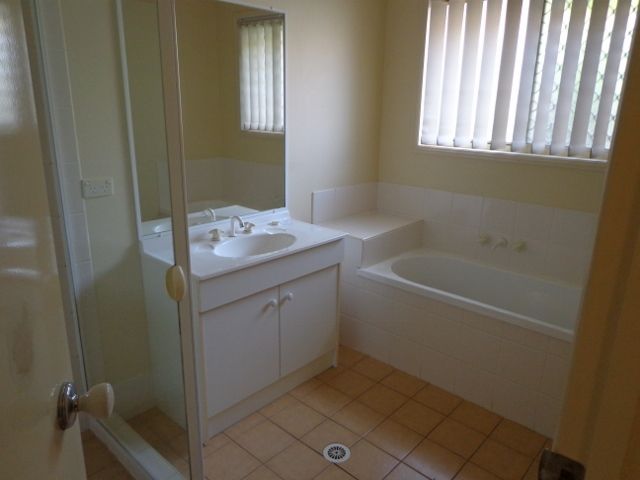 36 Hunter Circuit, Petrie, QLD 4502