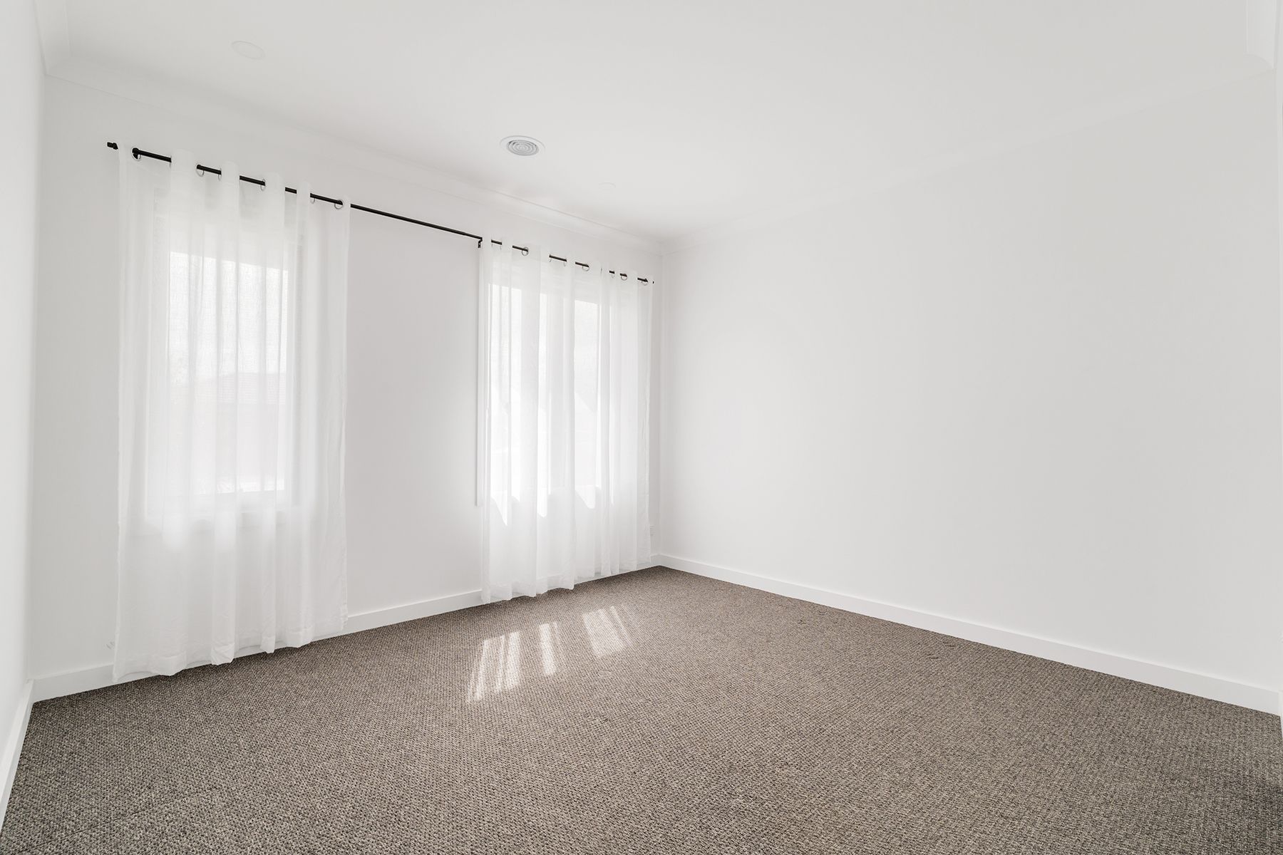 76 Palm Circuit — photo 13 of 17