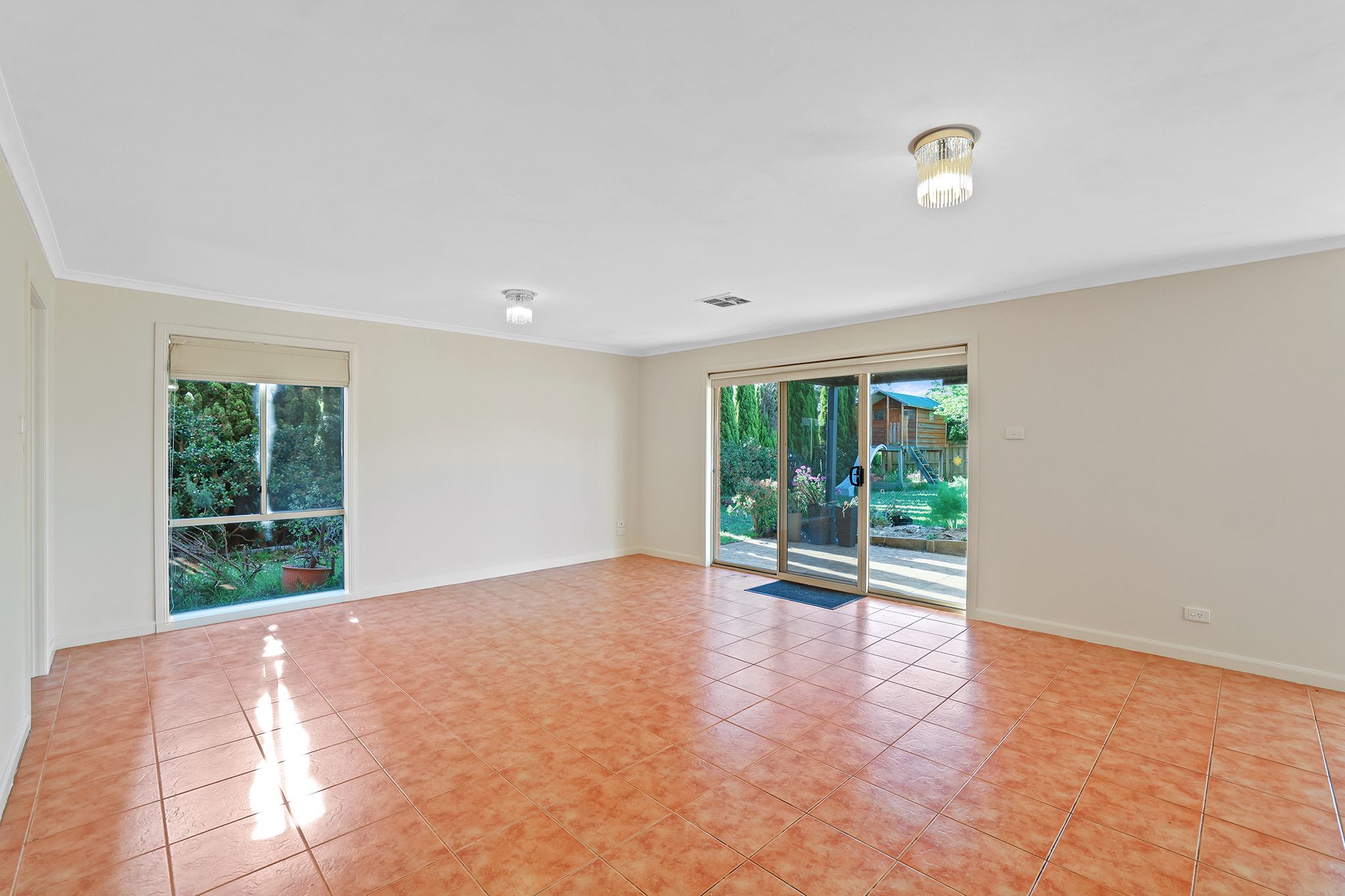 2 Hakea Court — photo 6 of 28