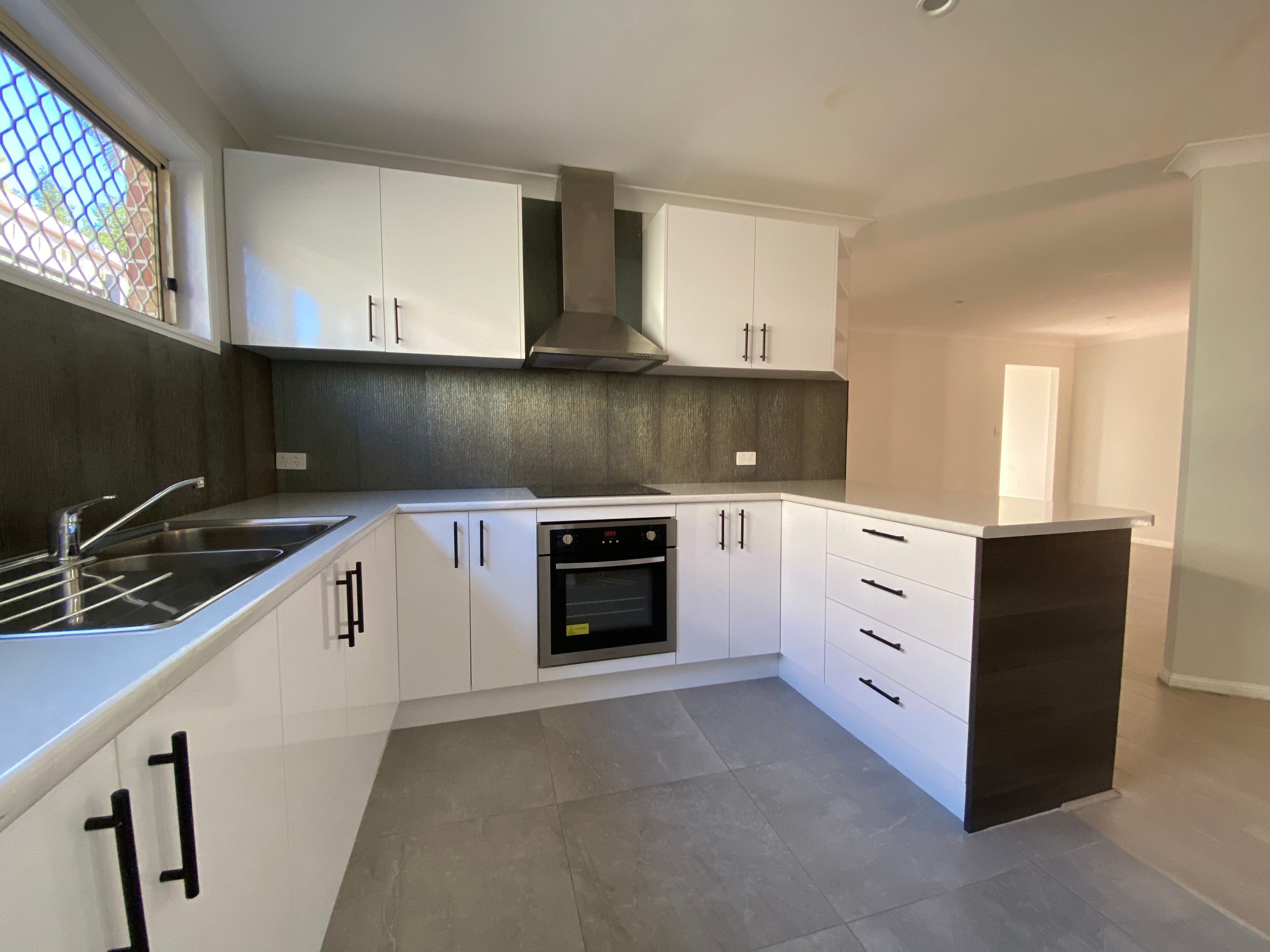 23 Timaru Crescent, Eight Mile Plains, QLD 4113