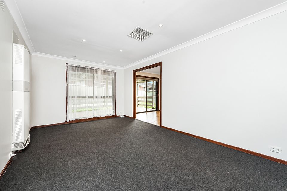 38 Edwards Drive, Altona Meadows, VIC 3028