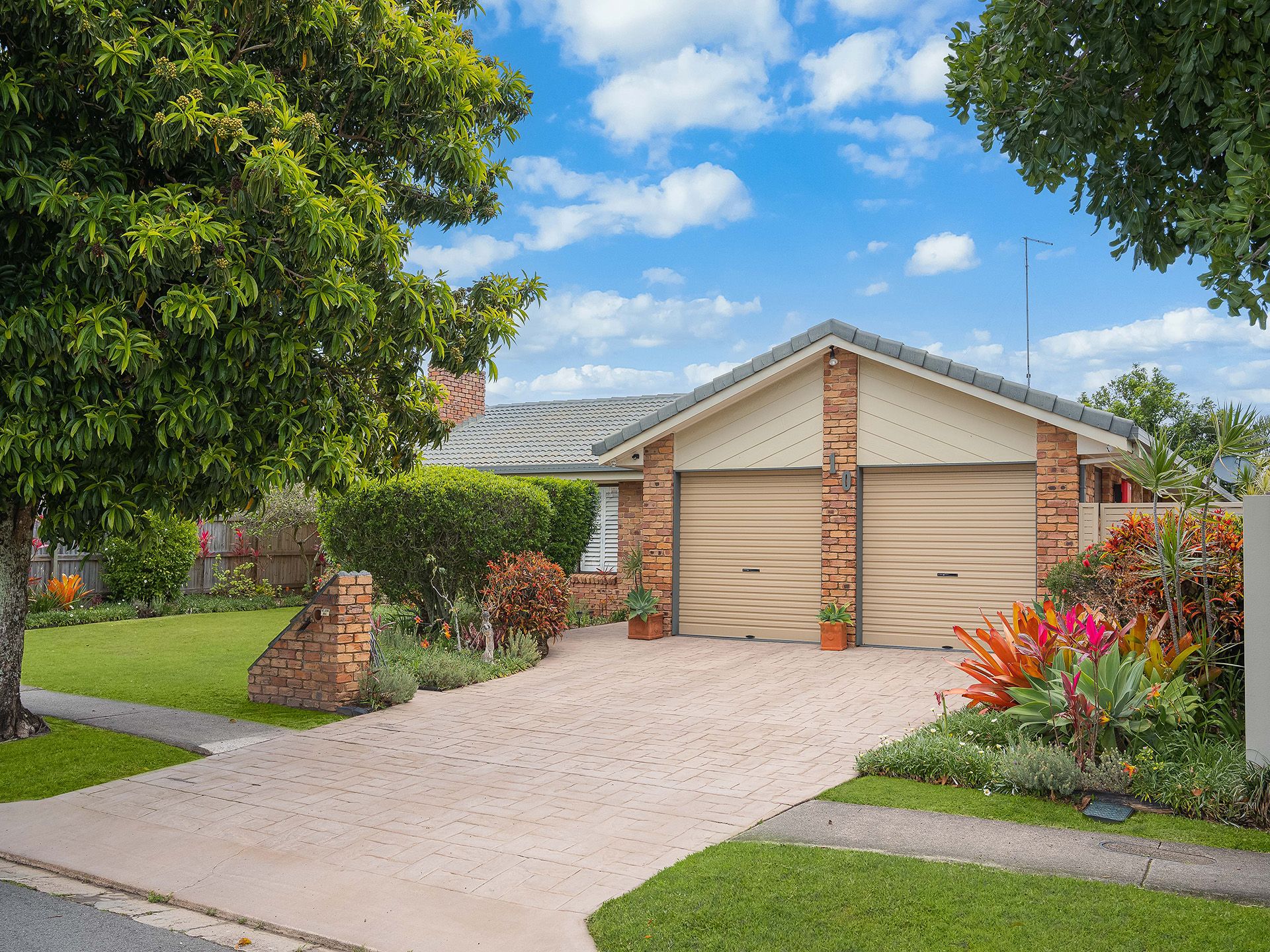 10 Bangalow Street — photo 14 of 16