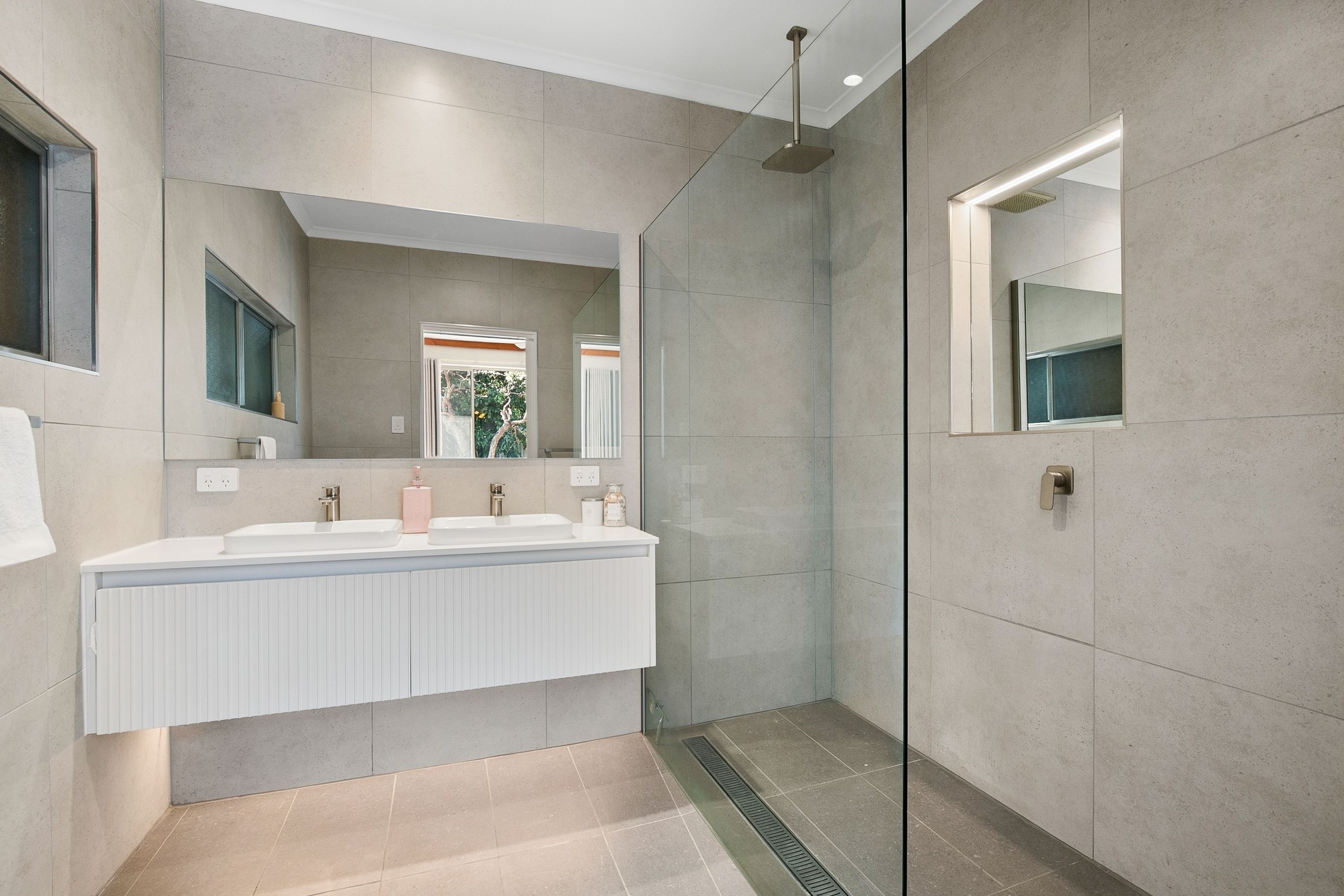 32 Hoffman Road — photo 14 of 23