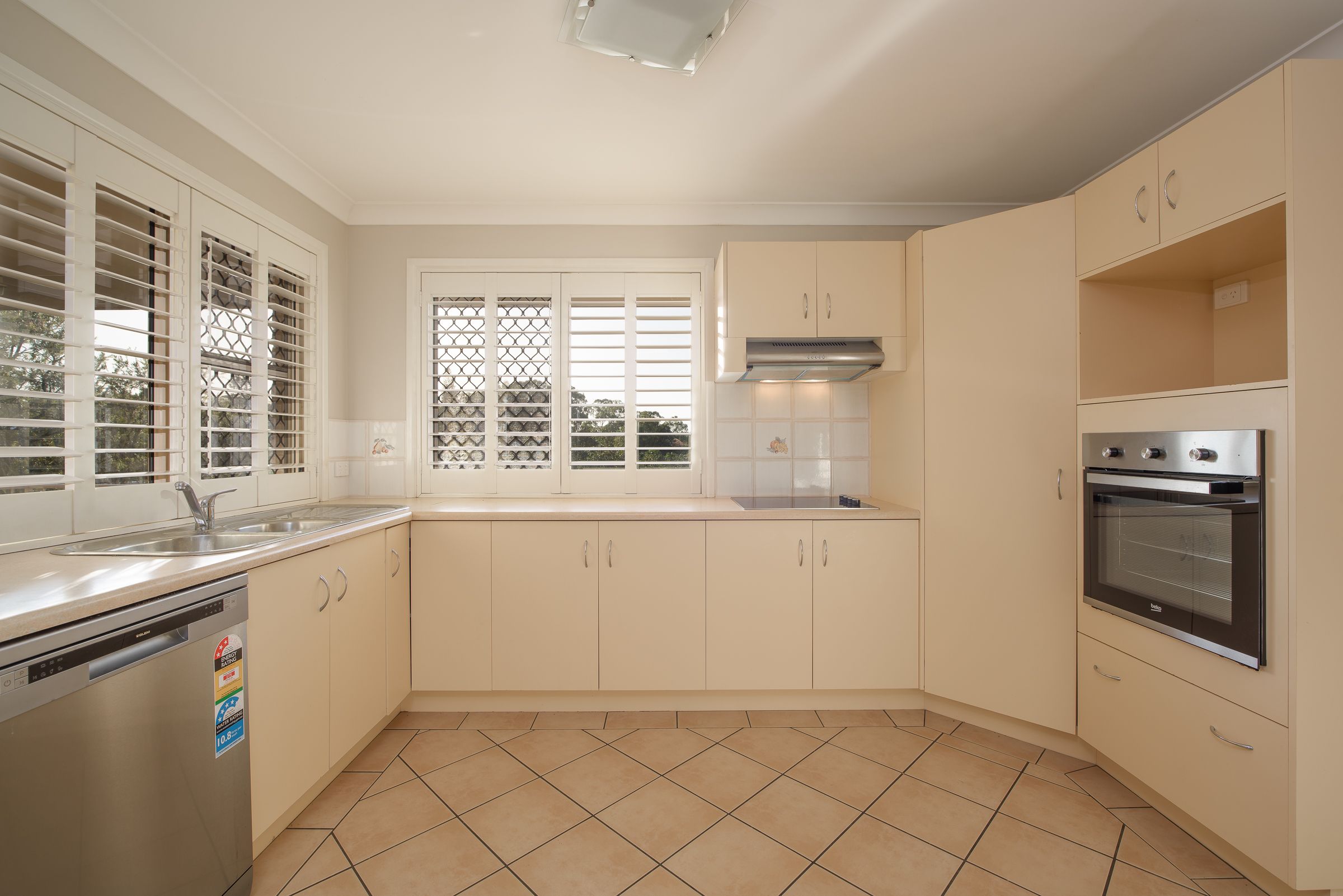 14 Coolibah Street, Kin Kora, QLD 4680