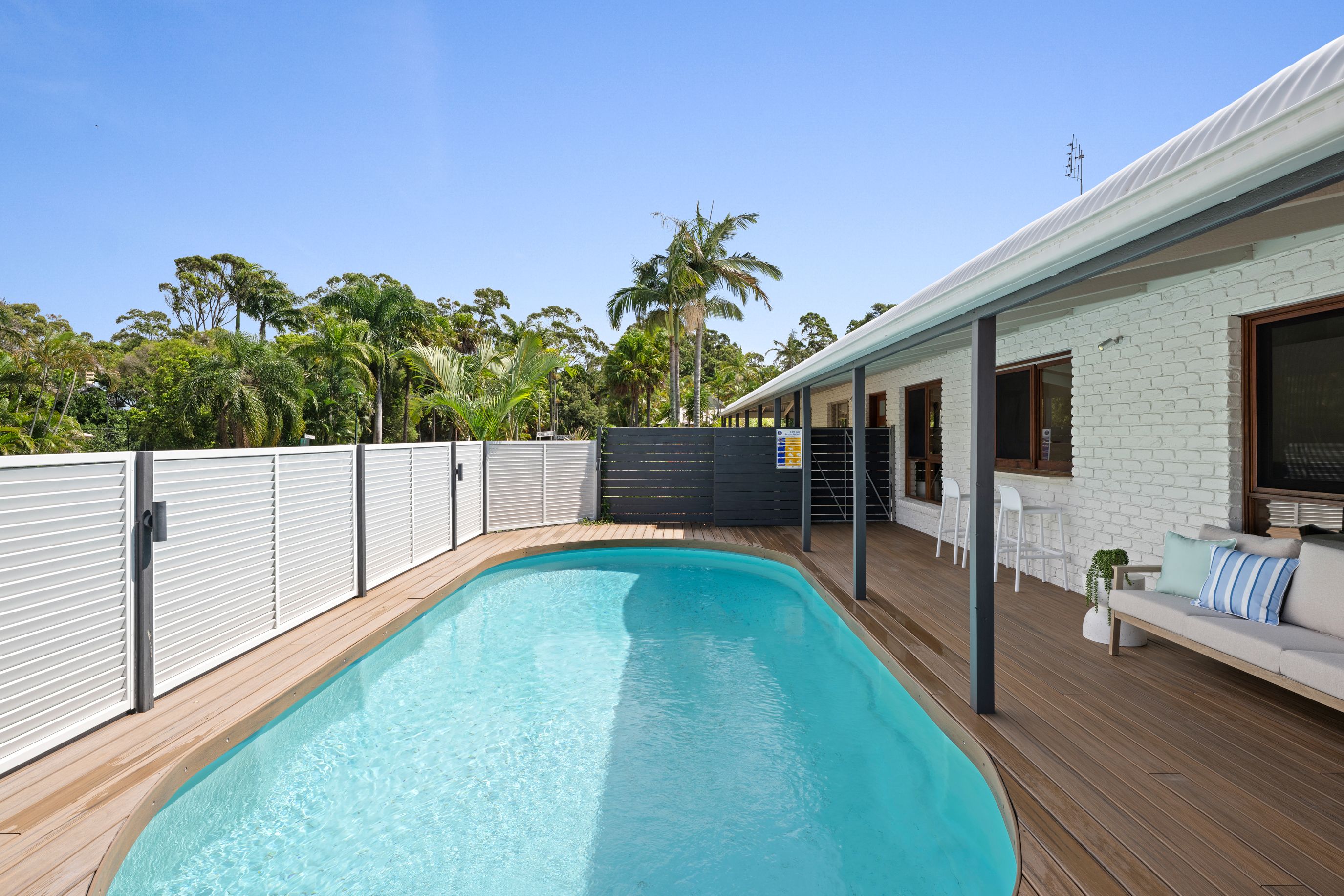 52 Poinsettia Avenue, Mooloolaba, QLD 4557