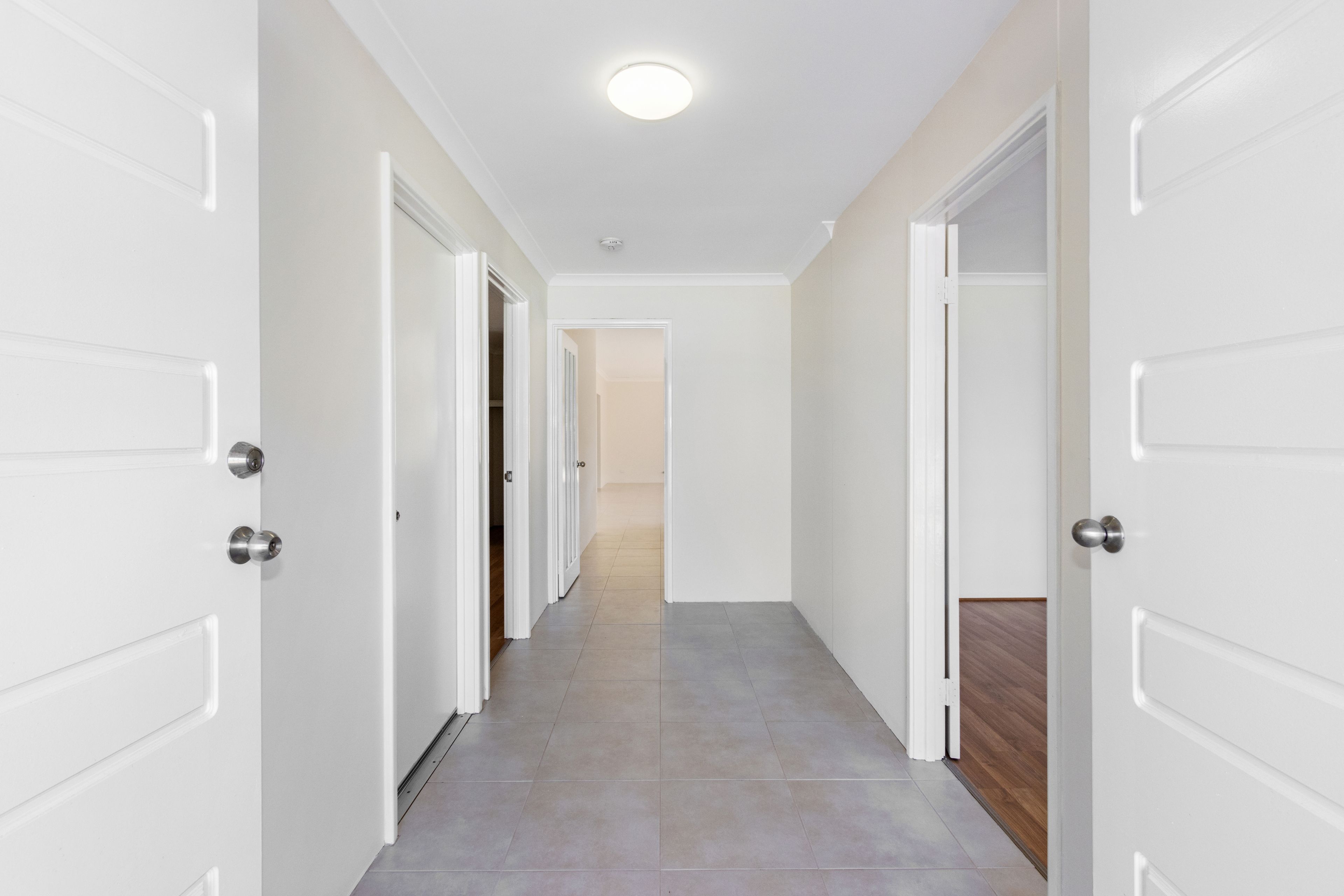 39 Balaka Way, Queens Park, WA 6107