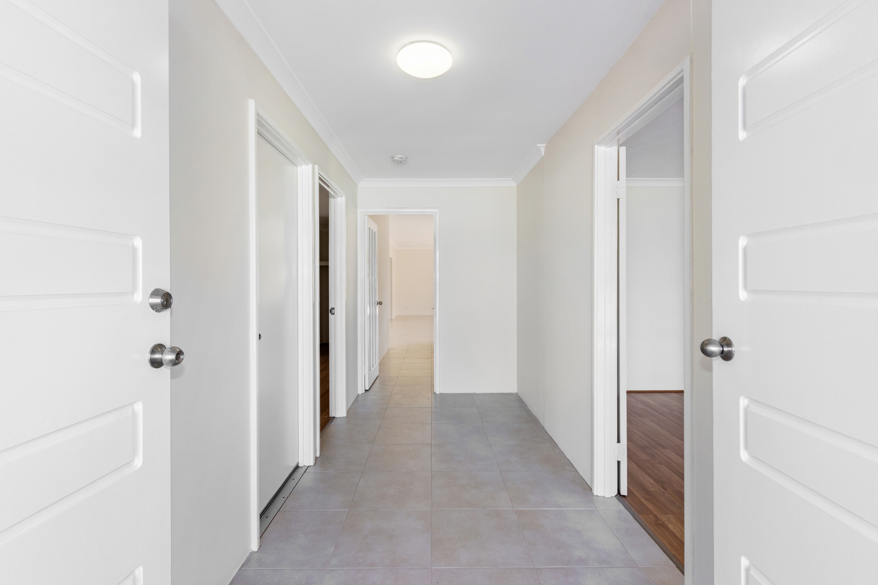 39 Balaka Way, Queens Park, WA 6107