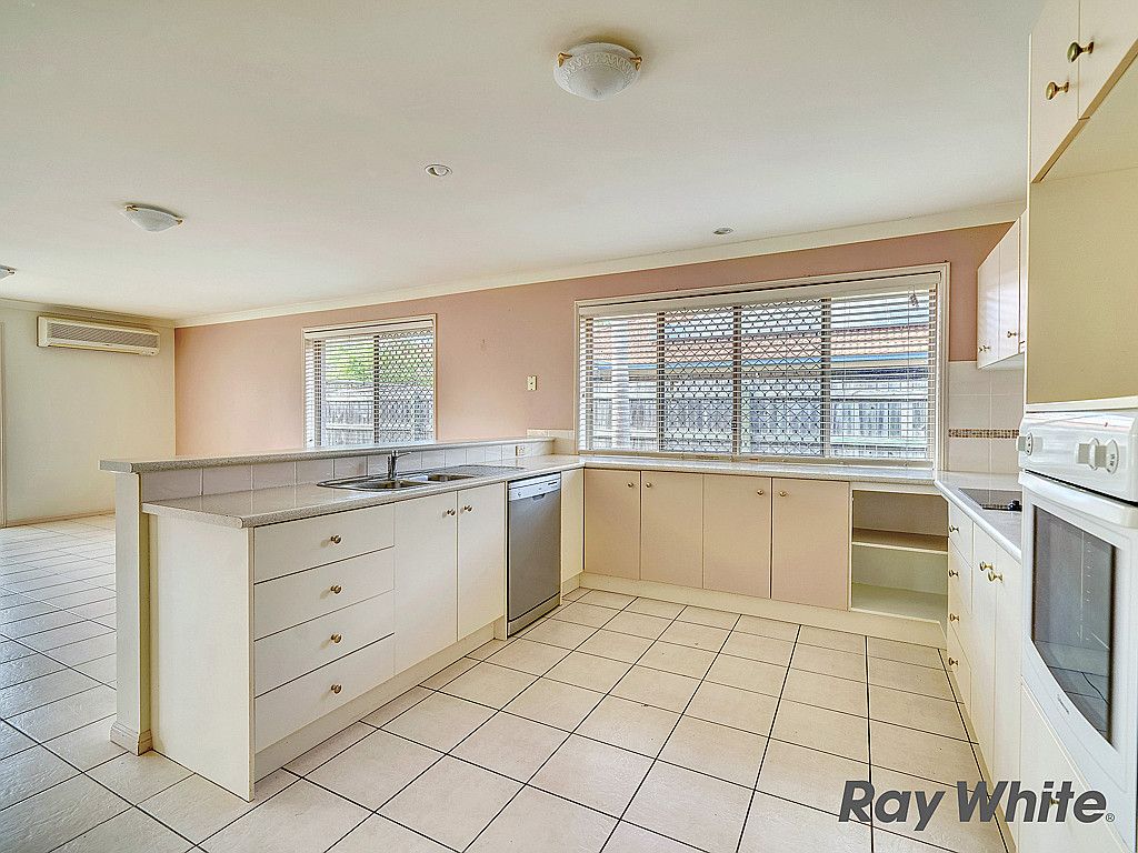28 High Street, Forest Lake, QLD 4078