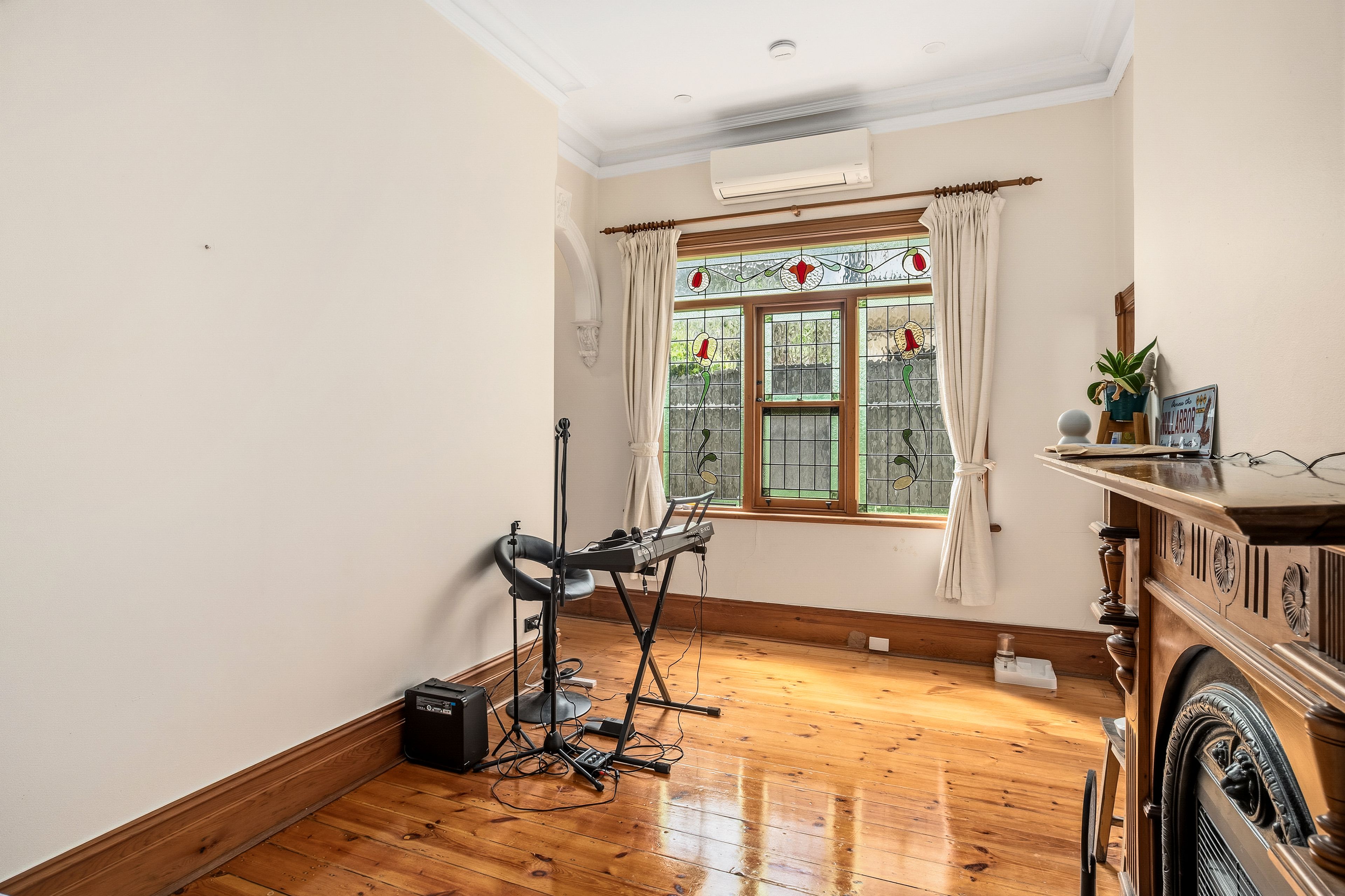 28 Maesbury Street — photo 4 of 15