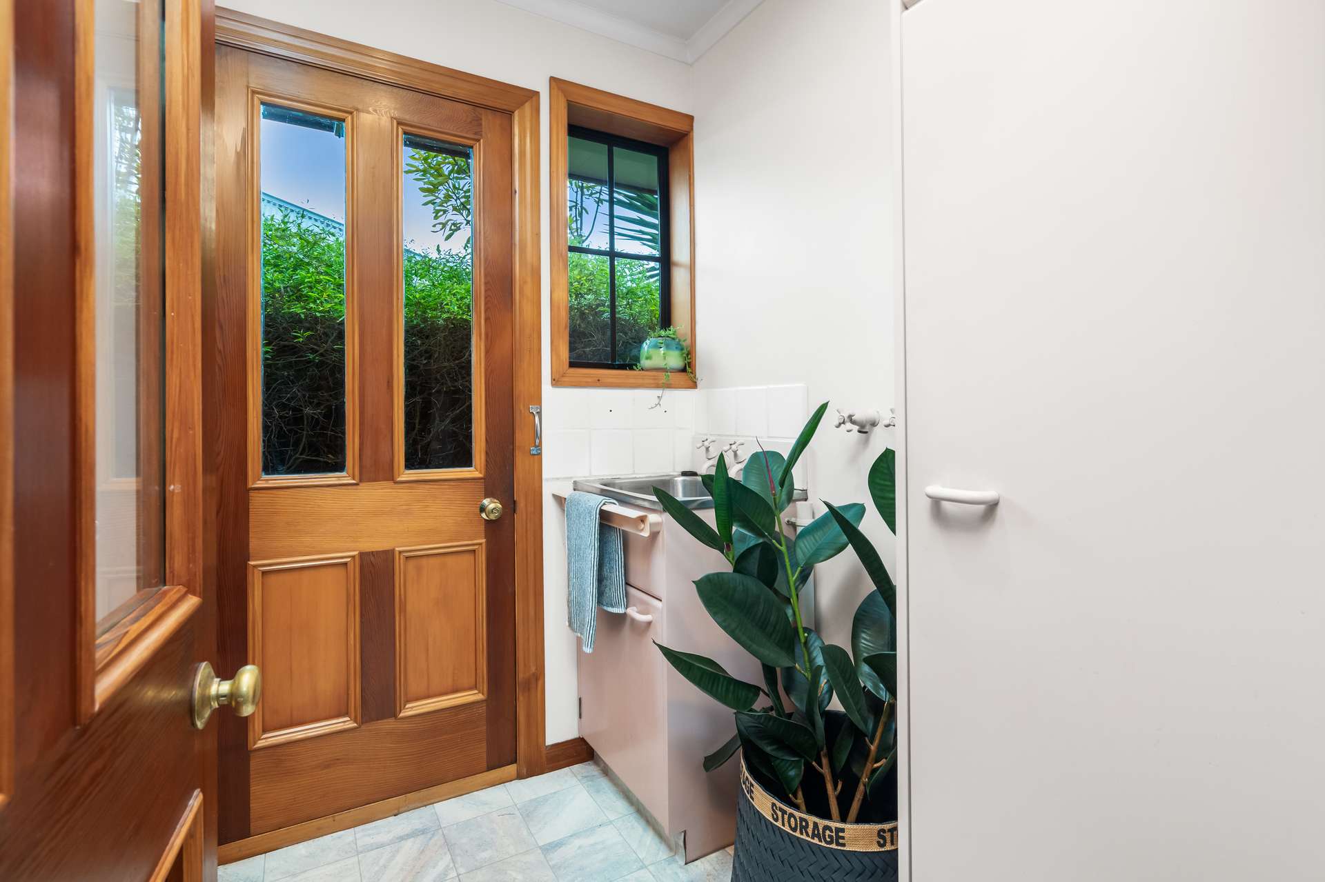 34d Dryden Street photo 21