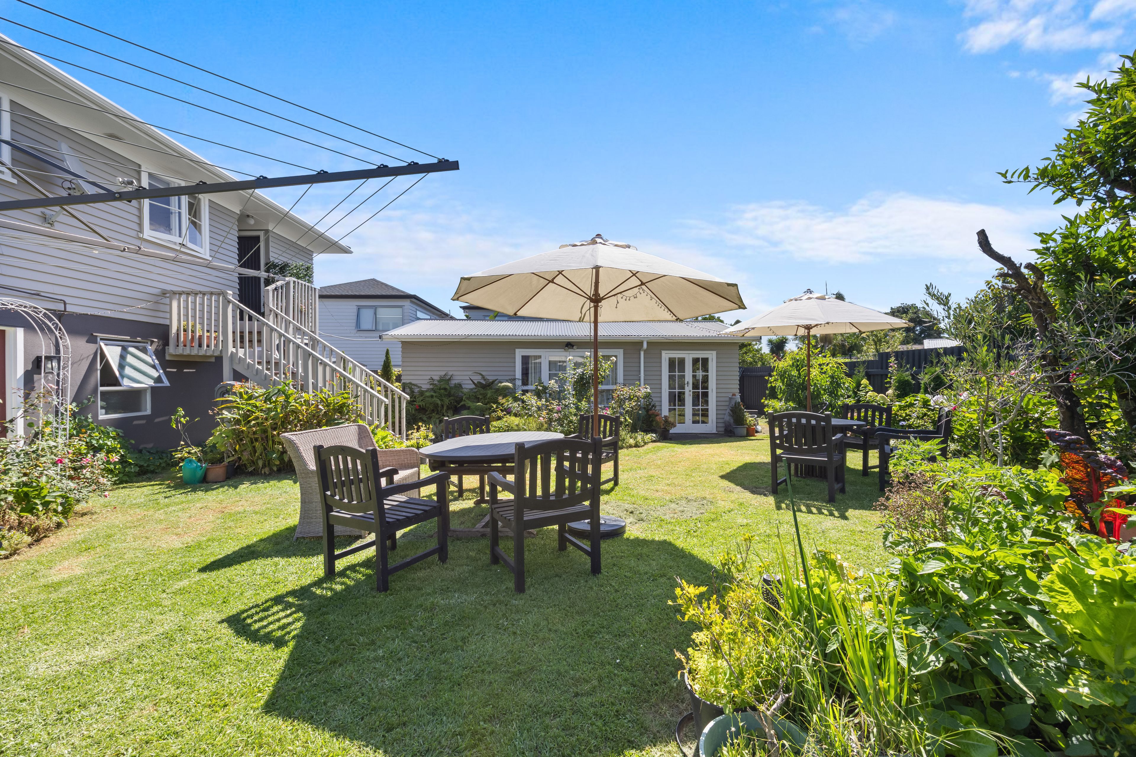 9 Stokes Avenue, Te Atatu Peninsula, Waitakere City