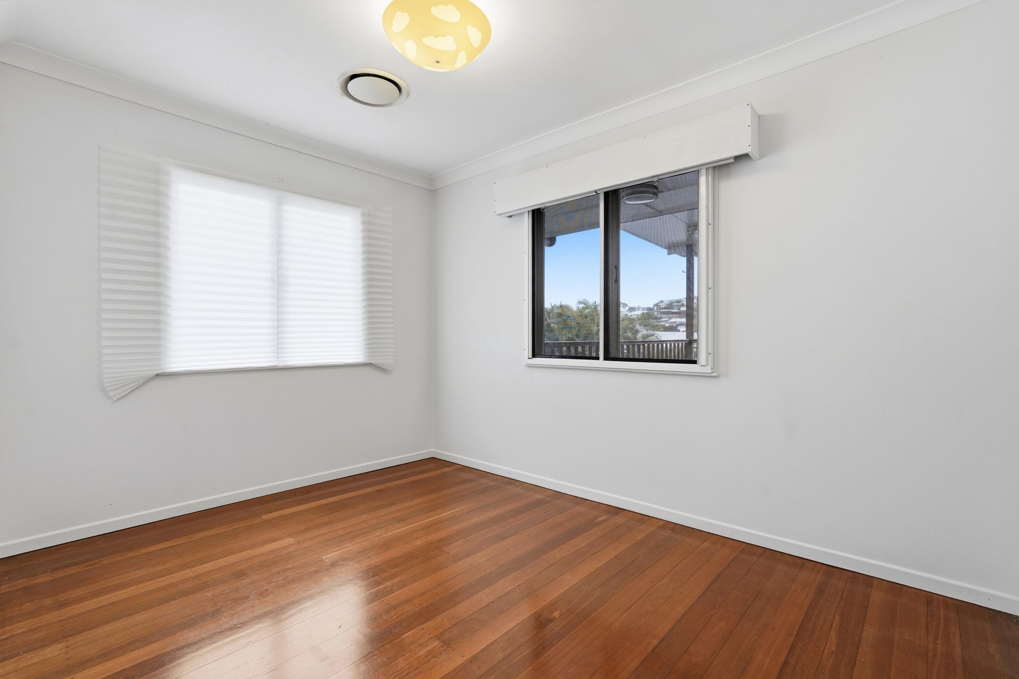 154 Macrossan Avenue — photo 5 of 8