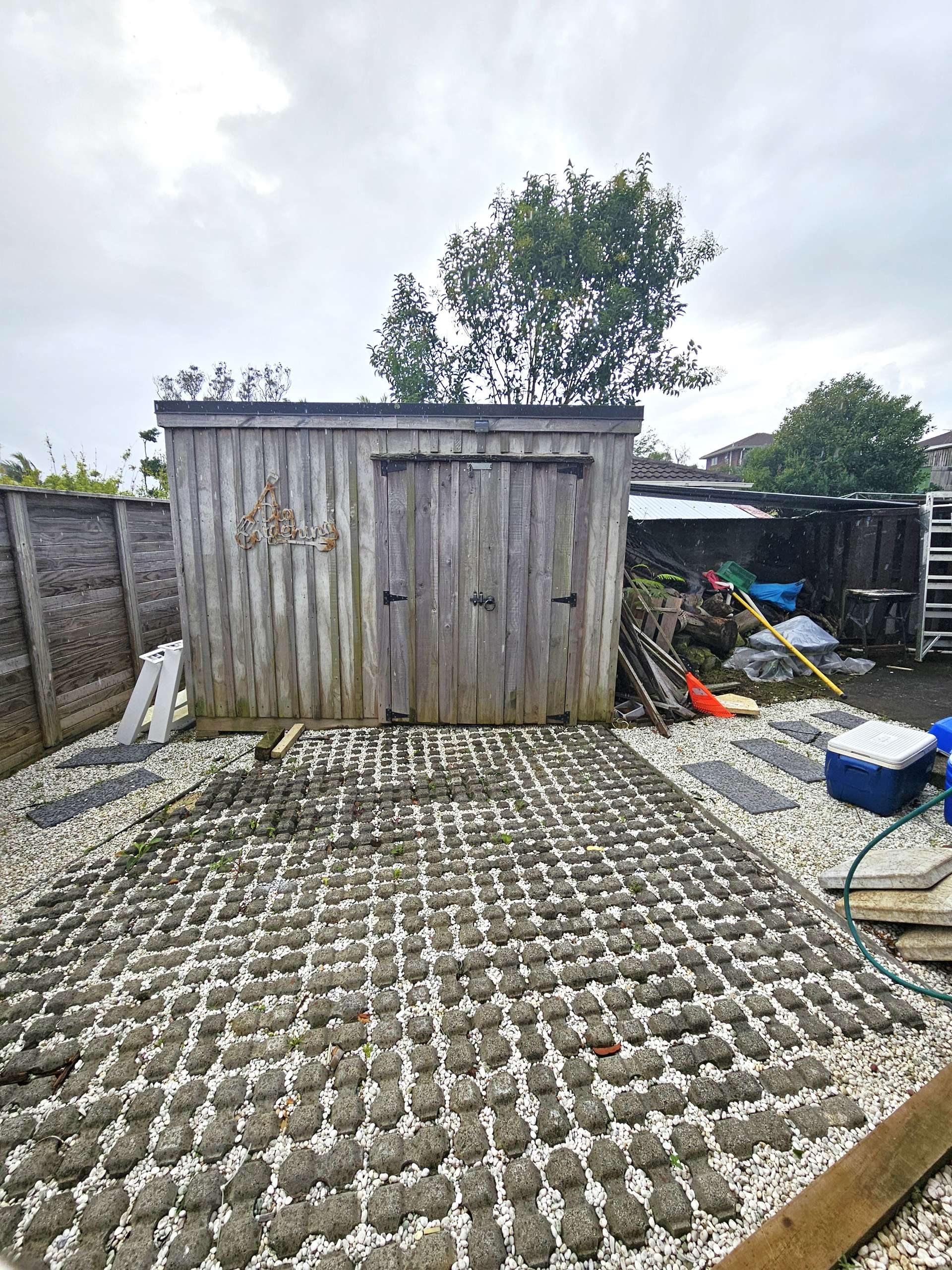 21 Edgeworth Road photo 29