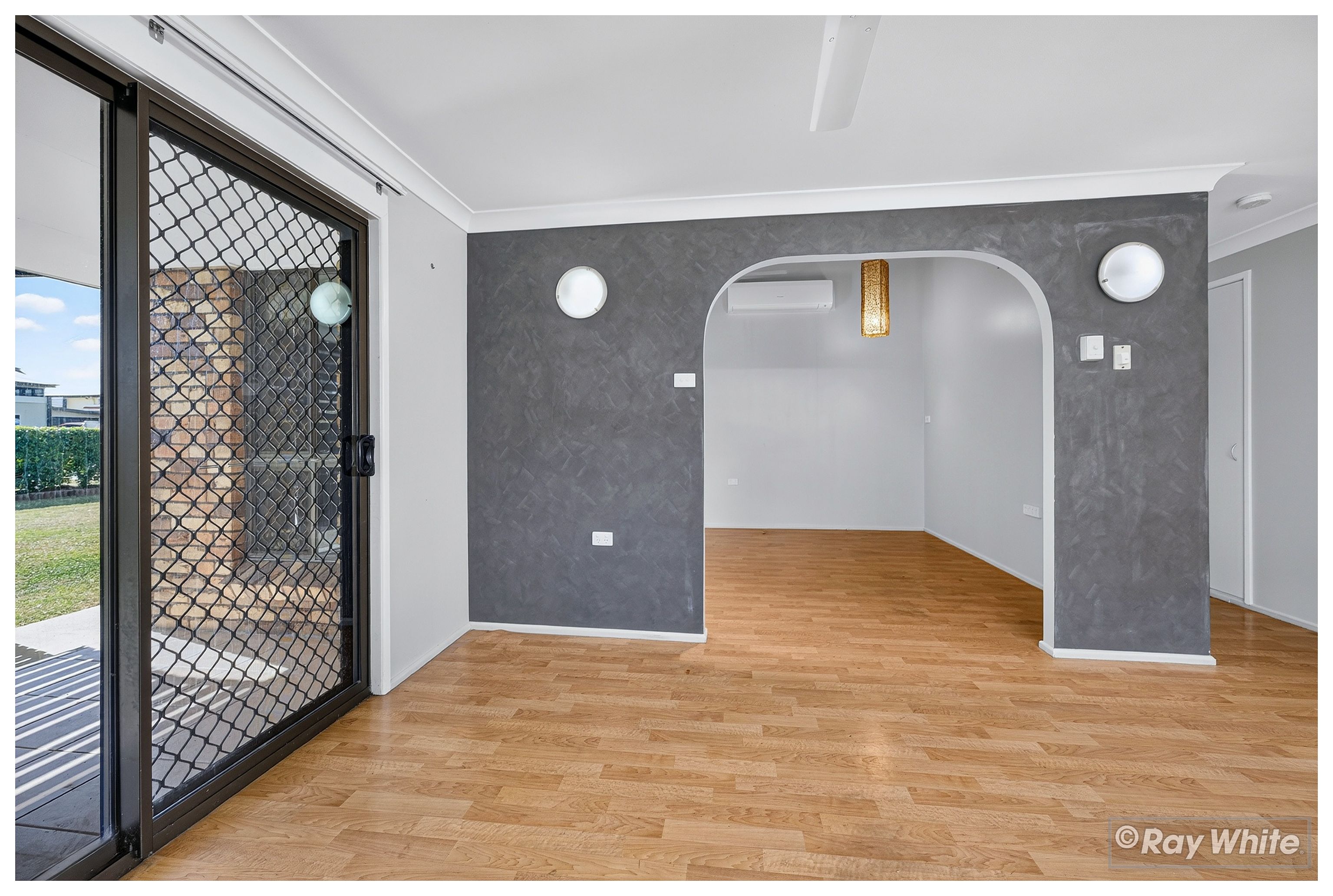4 Thomasson Street — photo 4 of 30