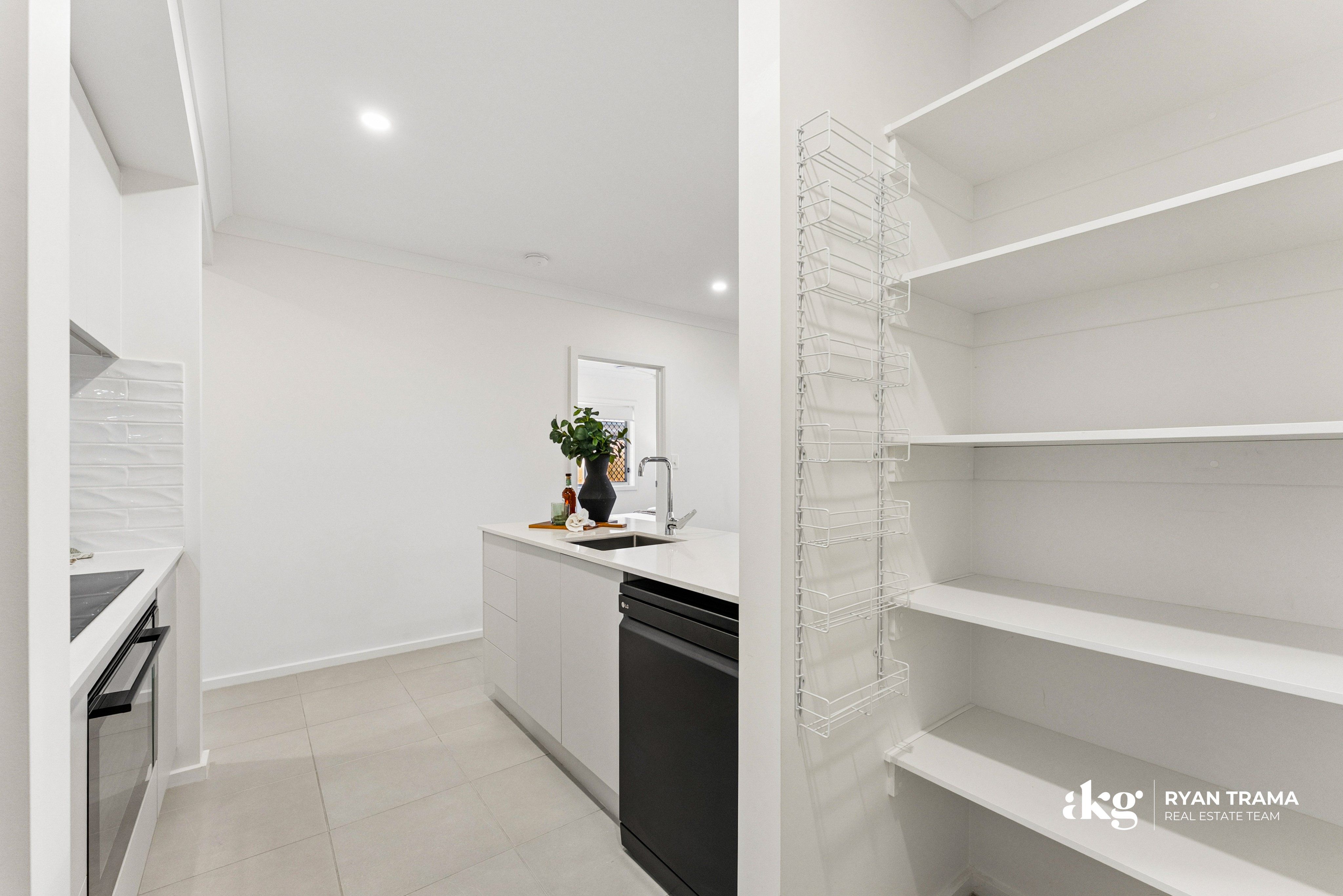11 Orbit Street — photo 8 of 30