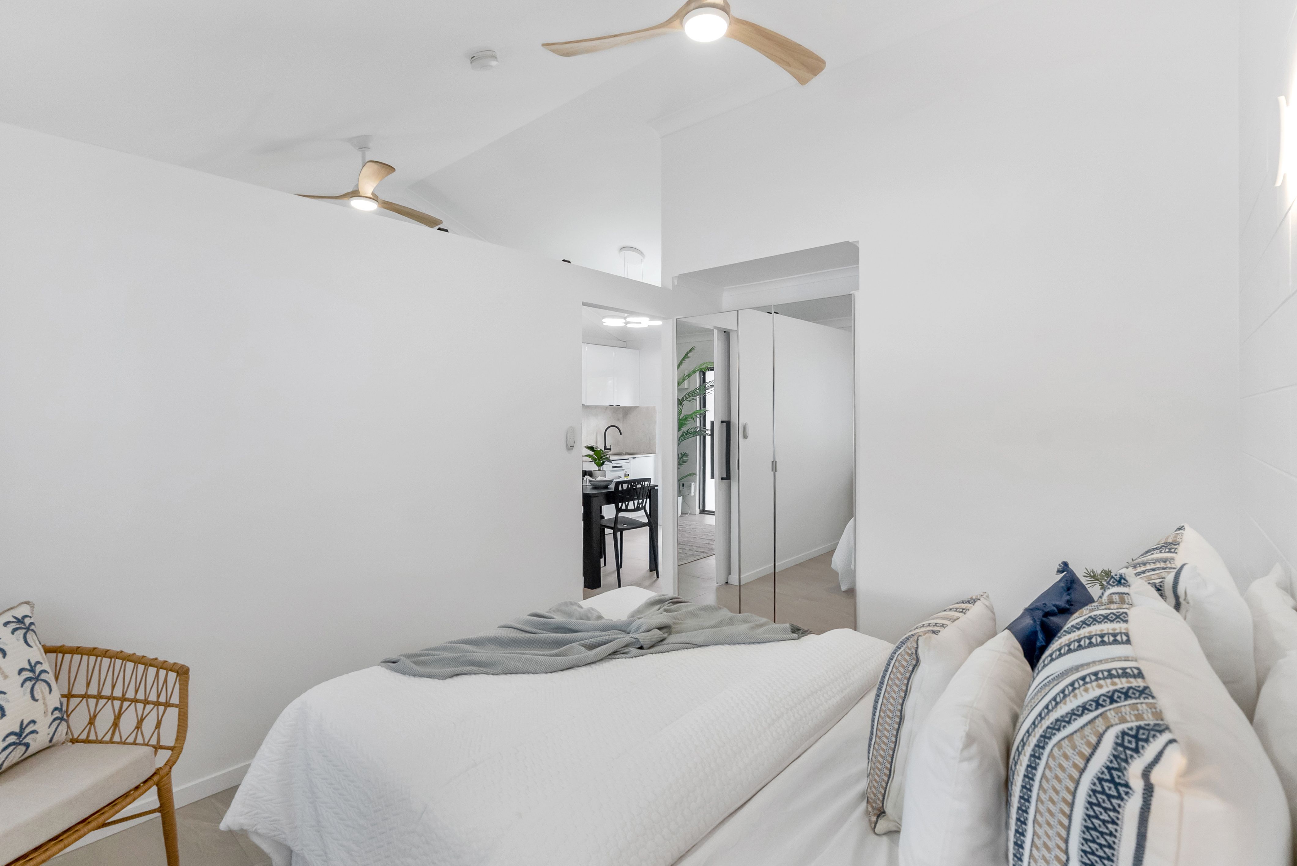 4/43 Jensen Street — photo 4 of 14