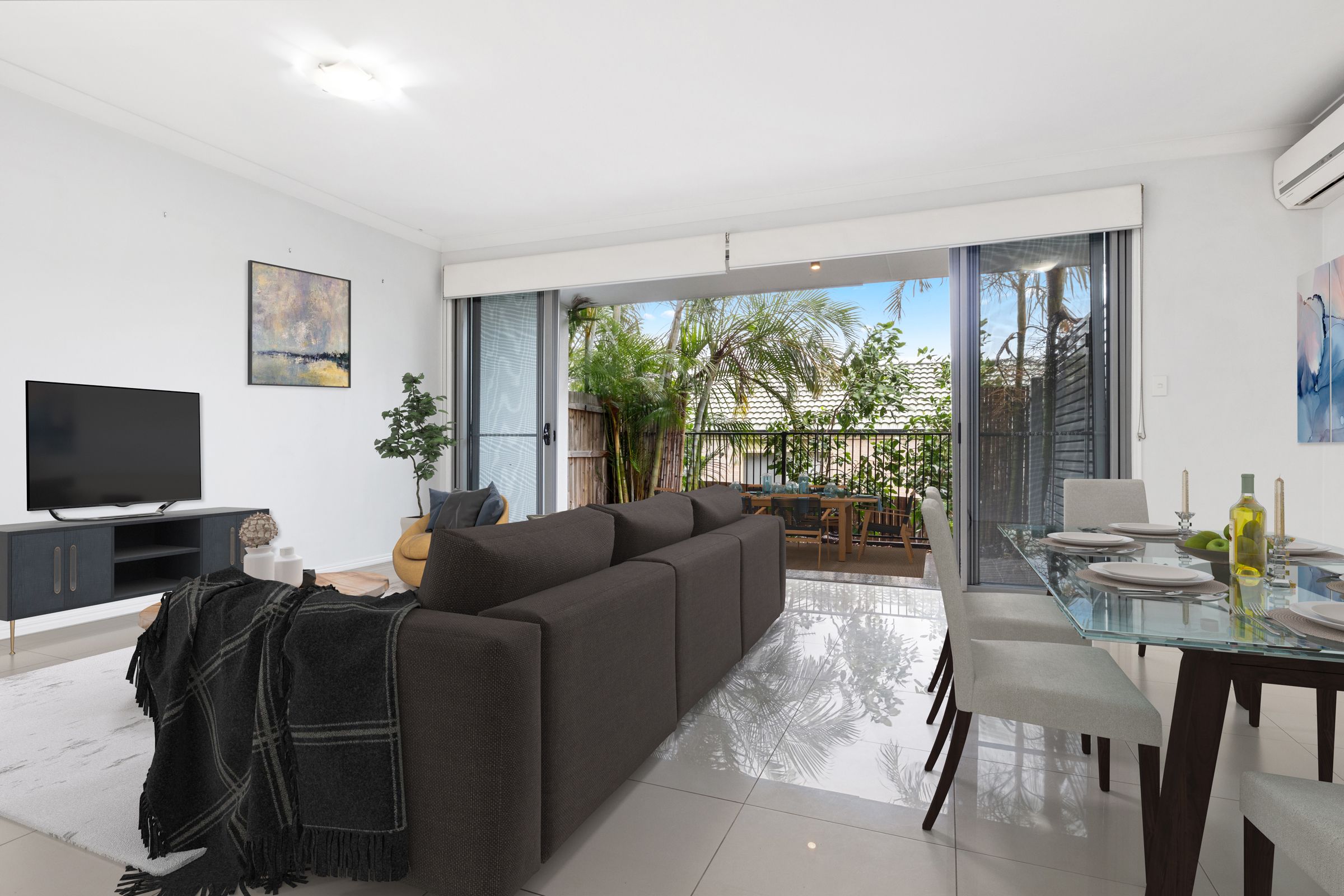 15/430 Pine Ridge Road, Coombabah, QLD 4216