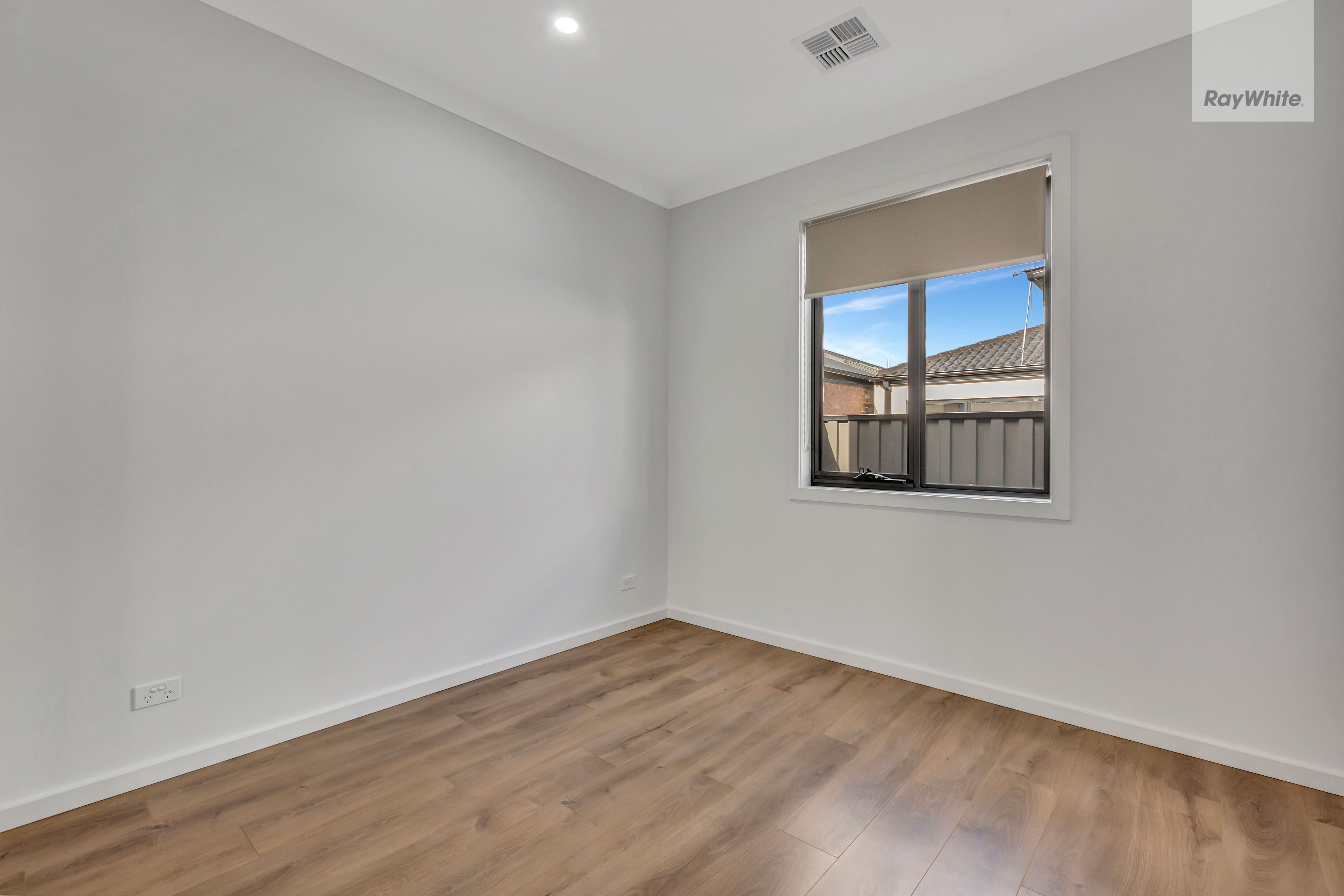 50 Mealie Avenue — photo 8 of 11
