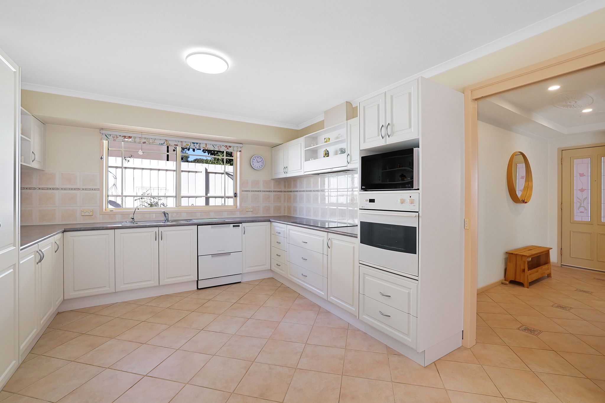 1/165 Princes Way, Drouin, VIC 3818