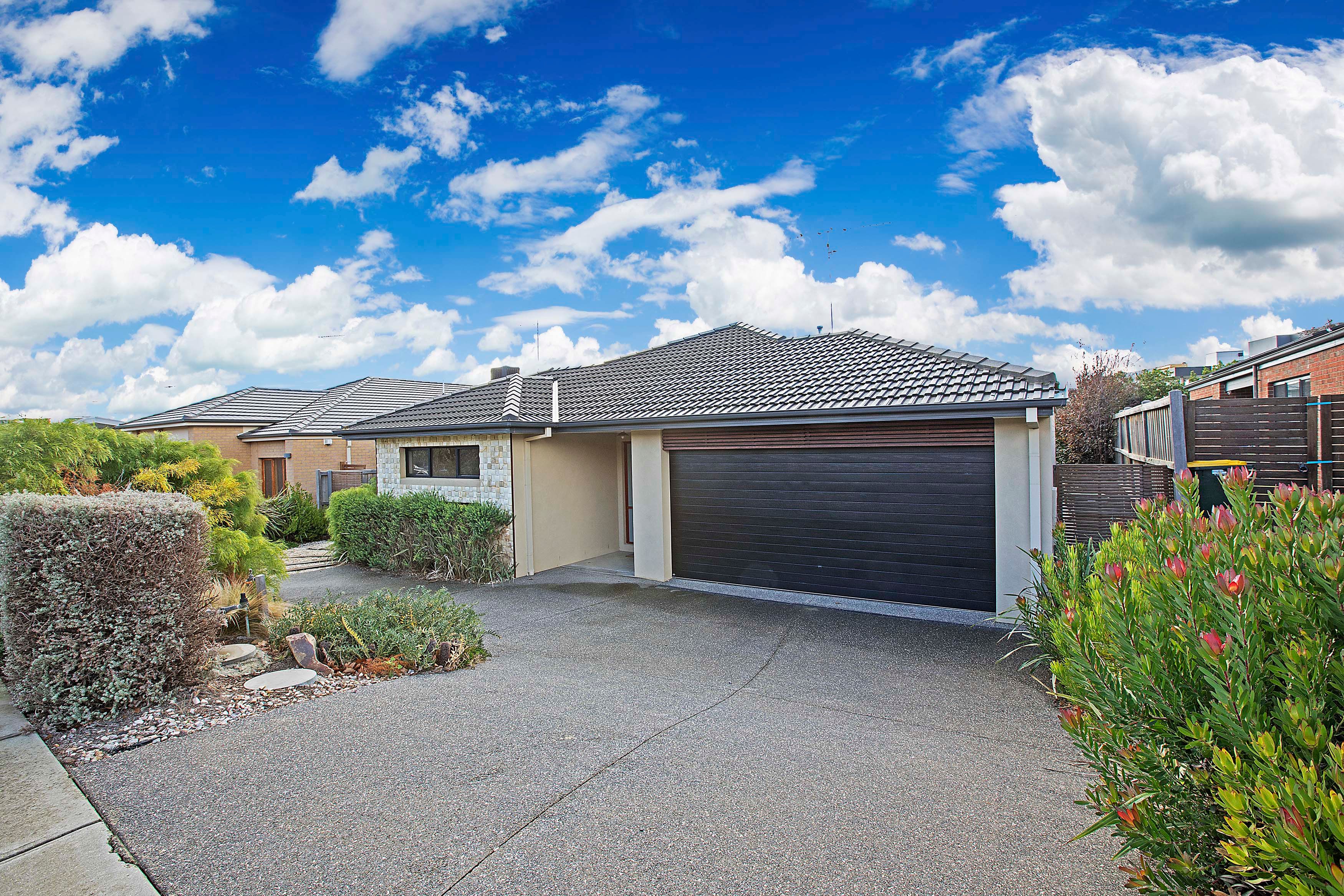 54 Province Boulevard, Highton VIC 3216