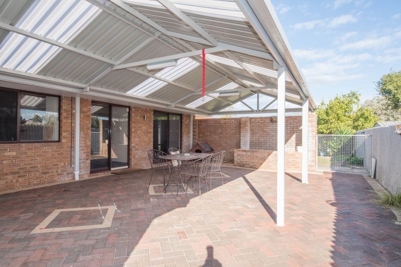 10 Jamaican Road, Safety Bay, WA 6169