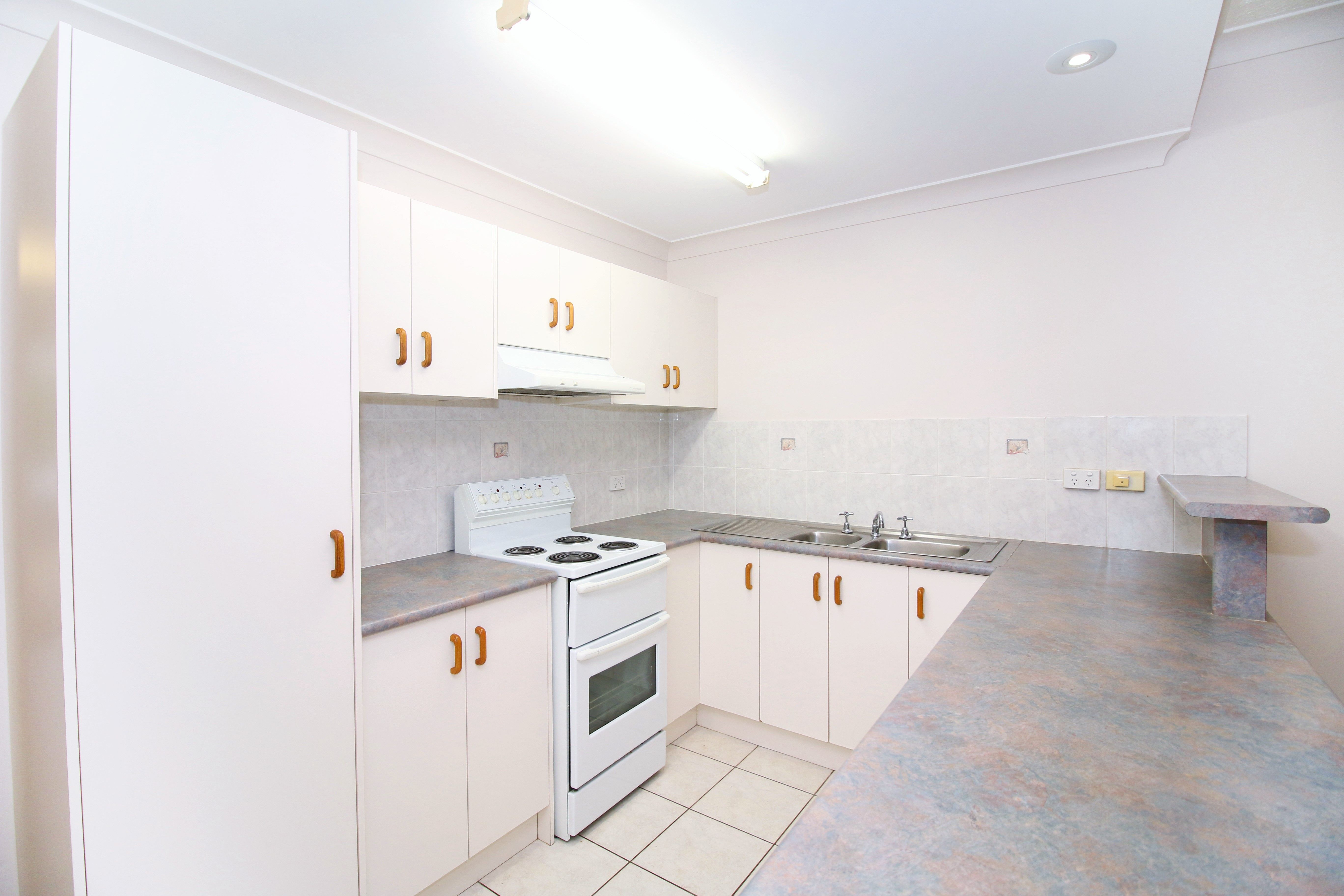 7/11-13 China Street, Mundingburra, QLD 4812